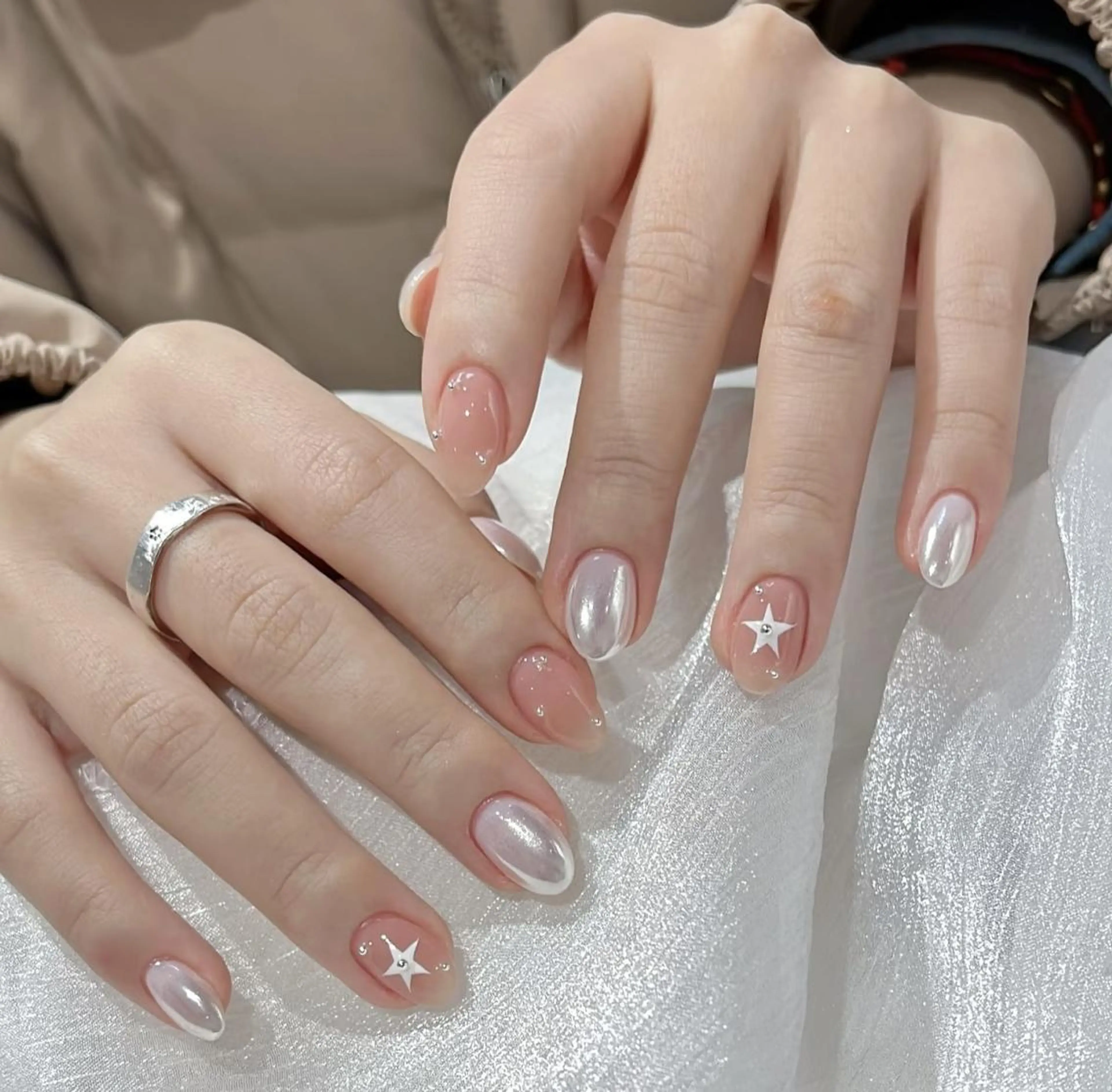 ネイル ハンドネイル ハンドケア DEMAIN- 🌹のネイルデザイン