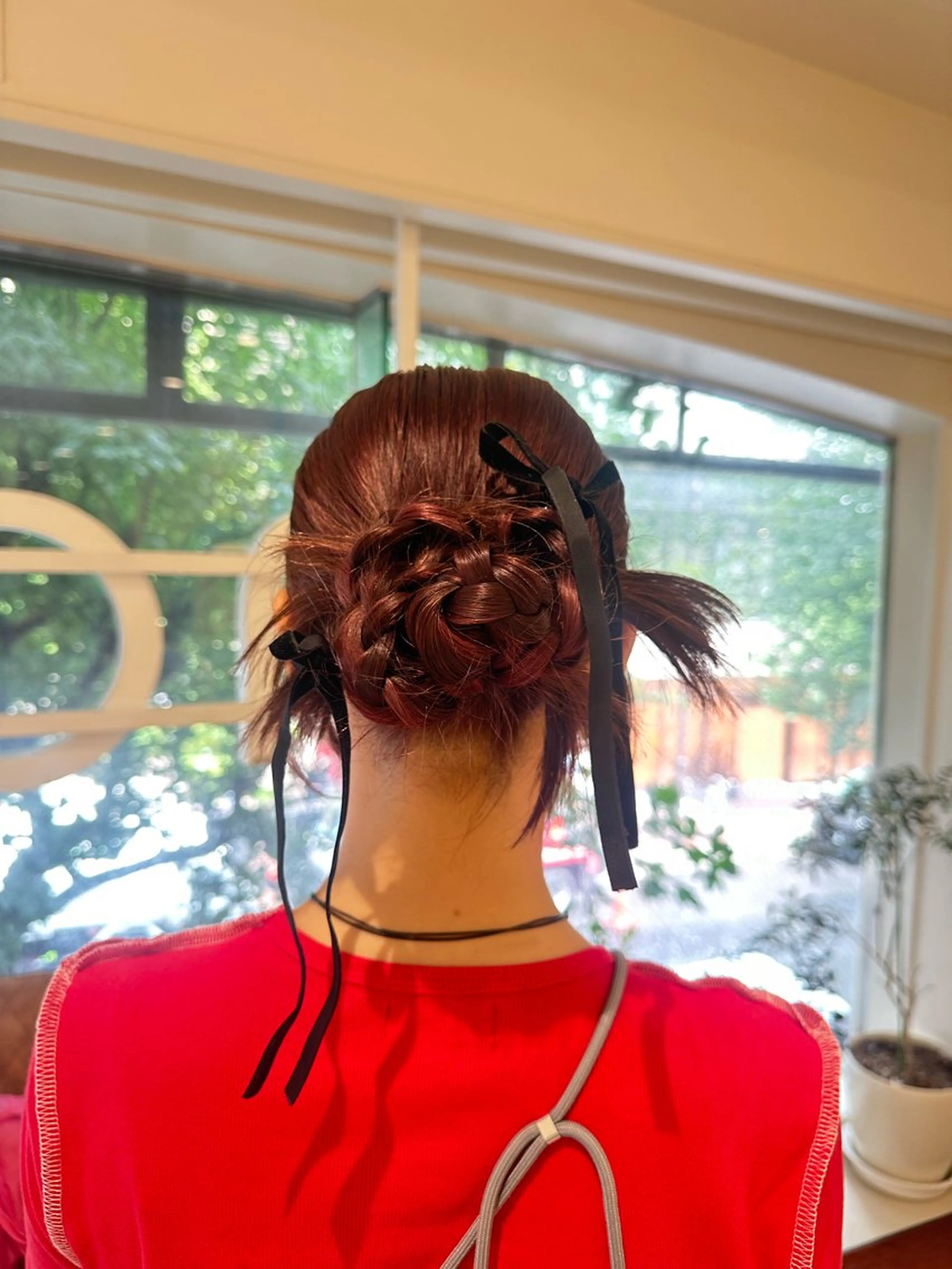 ロング カラー ヘアアレンジ タイトボブ個性派カラ ーAKANEのヘアスタイル