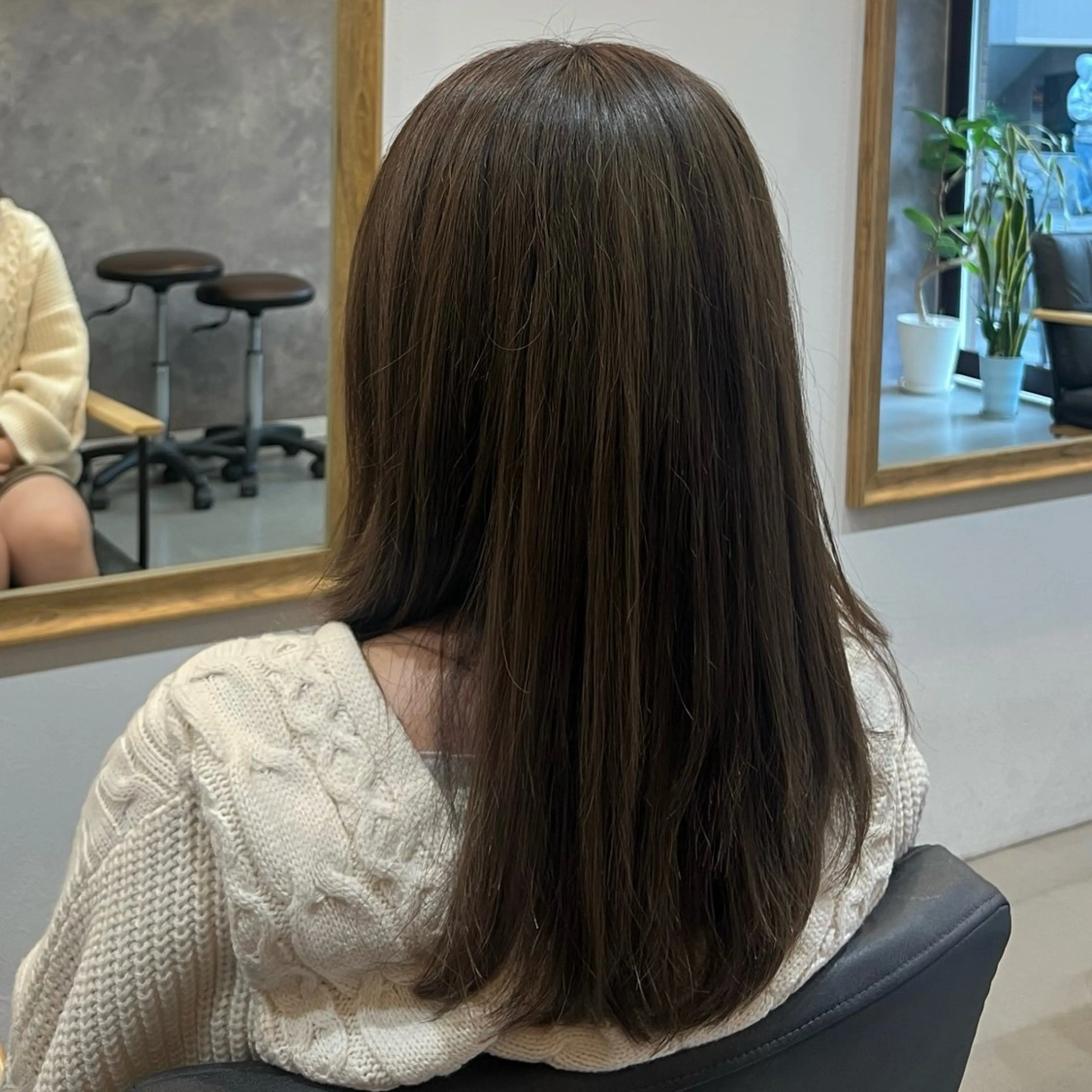 セミロング ヘアカラー Marin 髪質改善/カラーのヘアスタイル