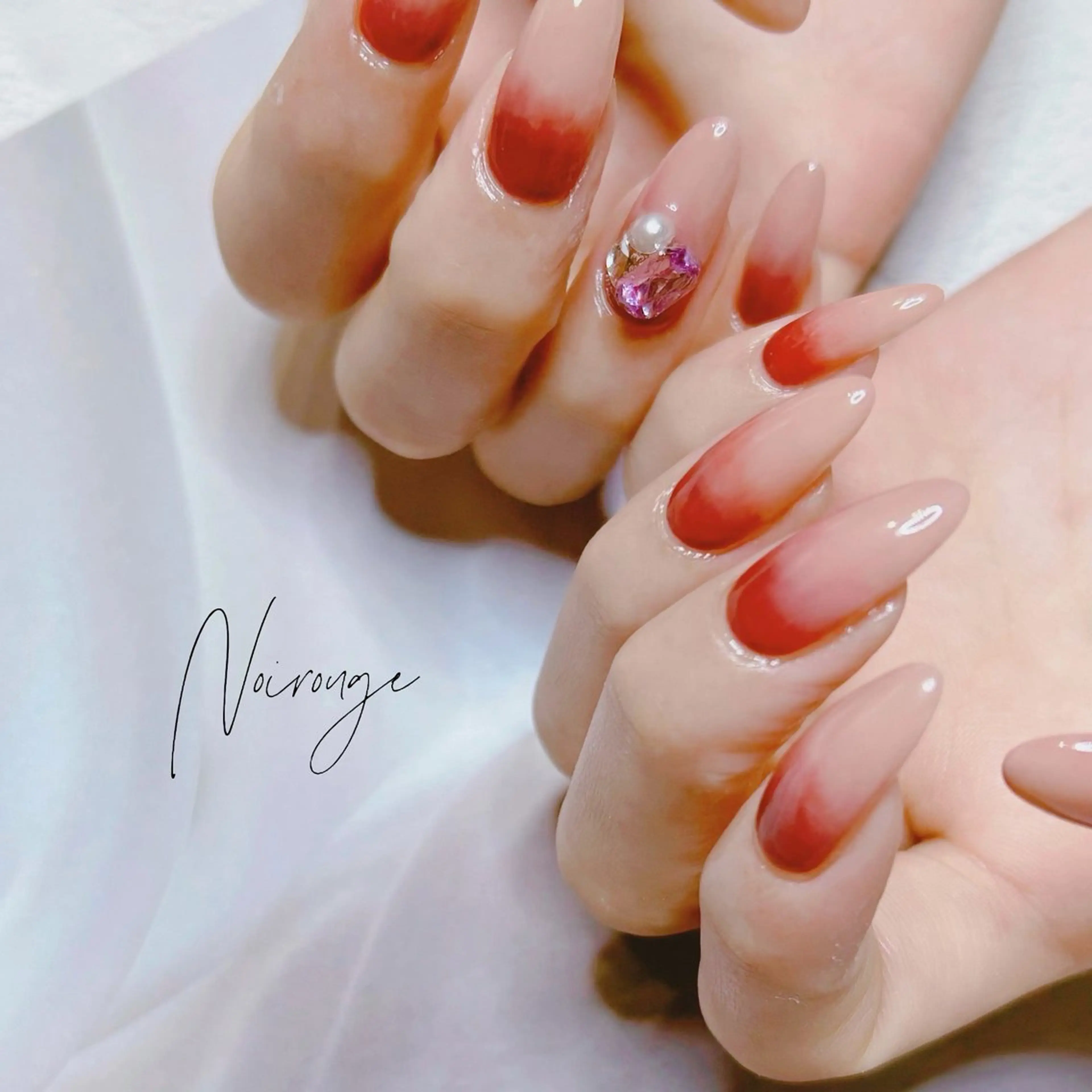 ネイル NOIROUGE所属・NOI ROUGEのネイルデザイン