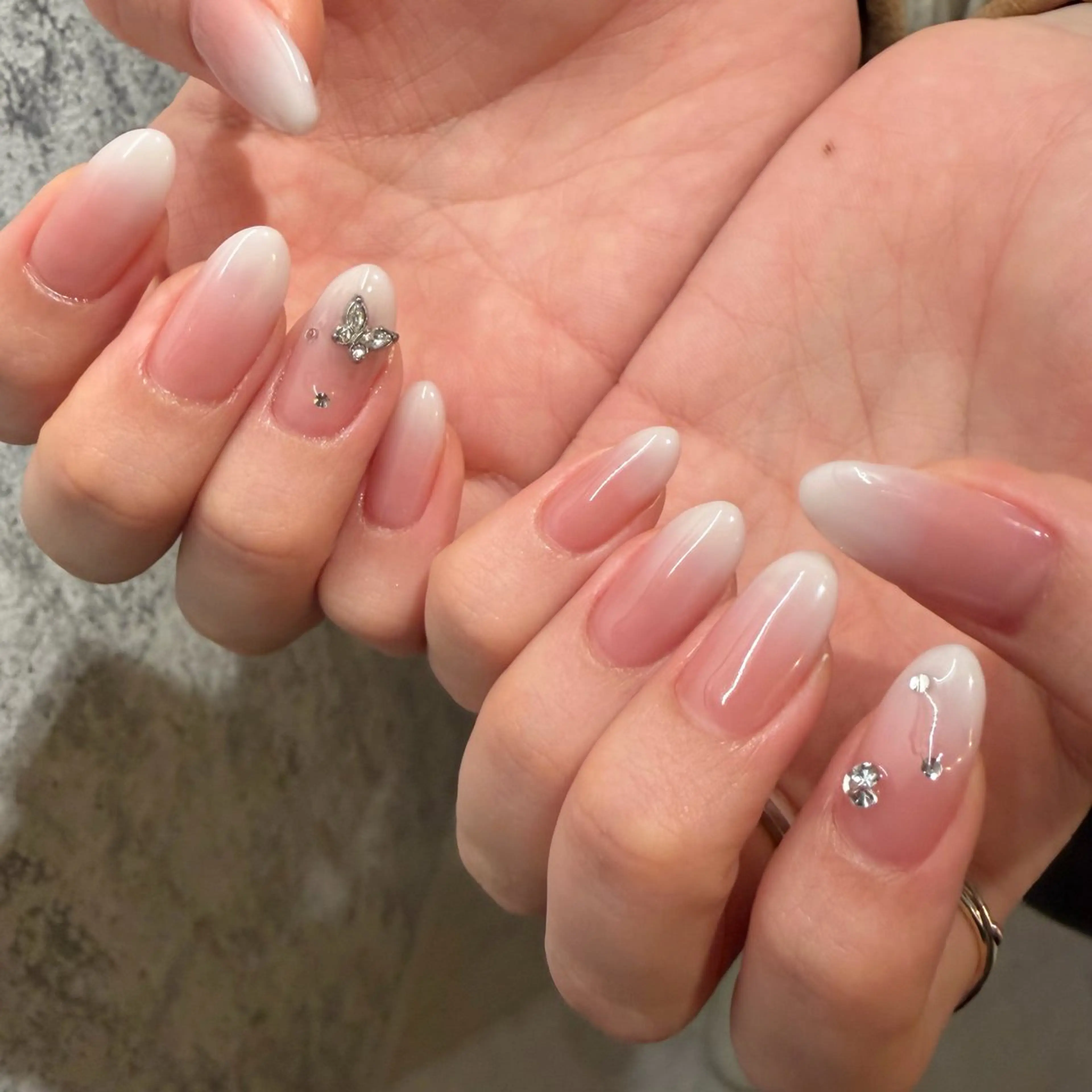ネイル ハンドネイル MORE-NAIL所属・Miki. MORE -NAILのネイルデザイン