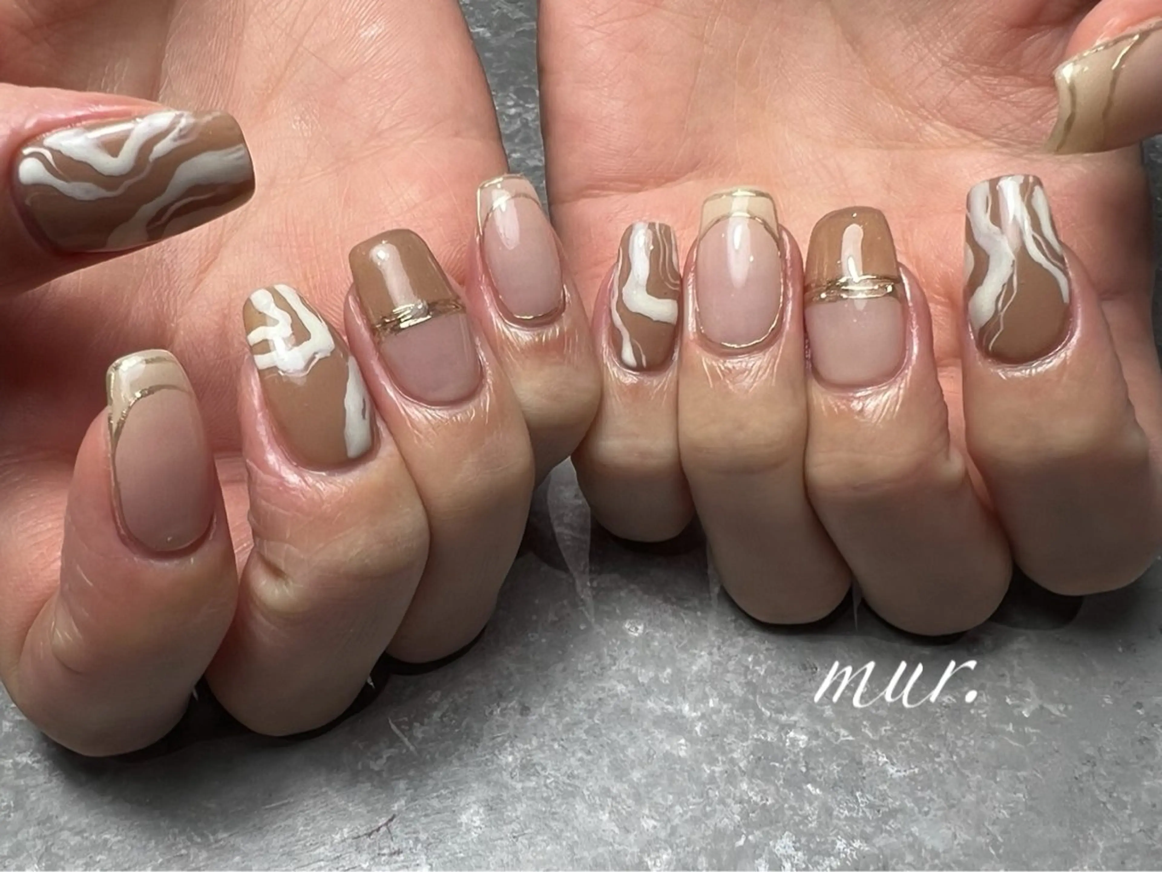 ネイル ブラウン ジェルネイル ミラーネイル ニュアンスネイル スカルプネイル nailsalon mur.のネイルデザイン