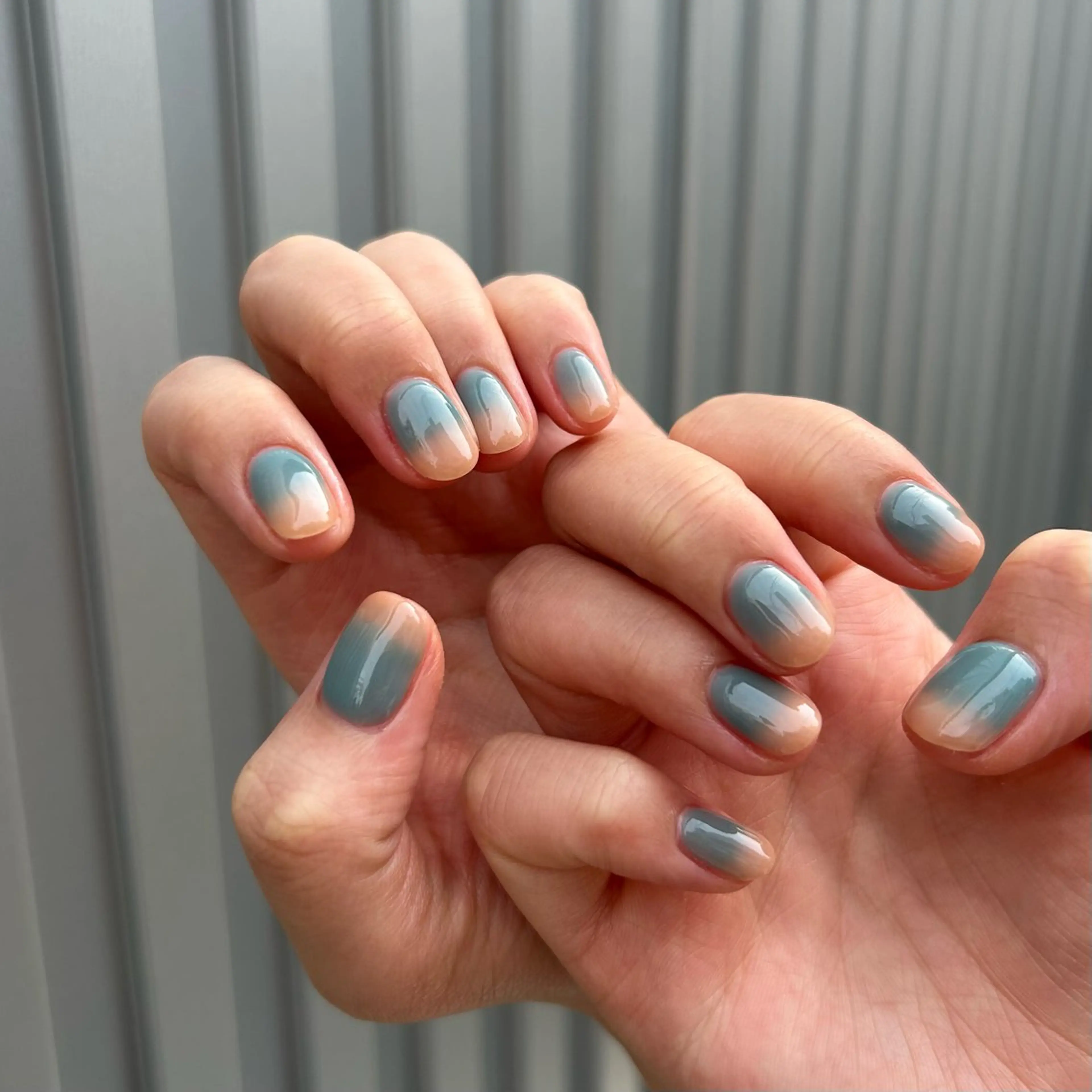 ネイル グラデーション Yumi 広尾|恵比寿ネイルのネイルデザイン