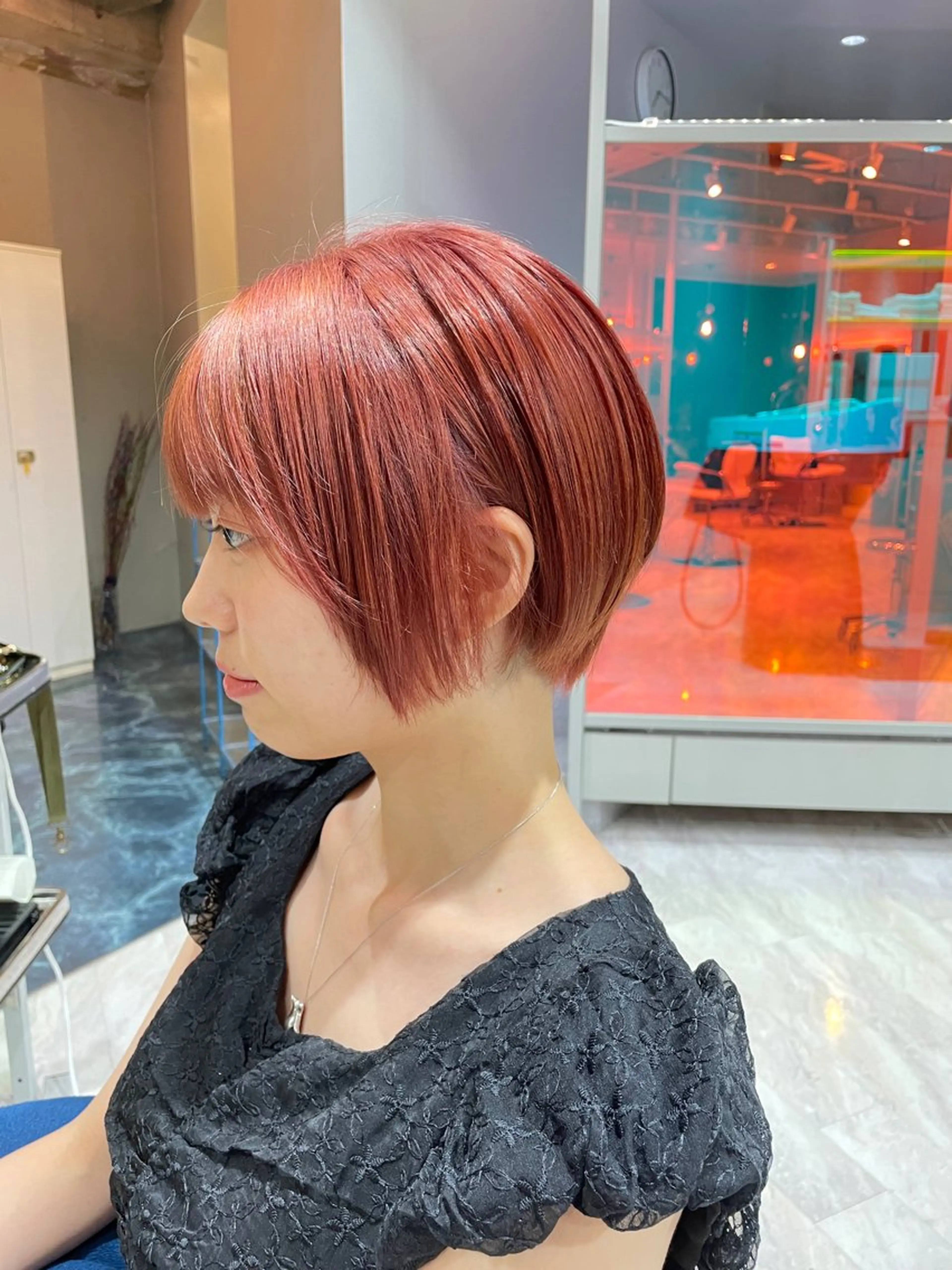 ショート ヘアカラー ショート 嶋津祥希のヘアスタイル