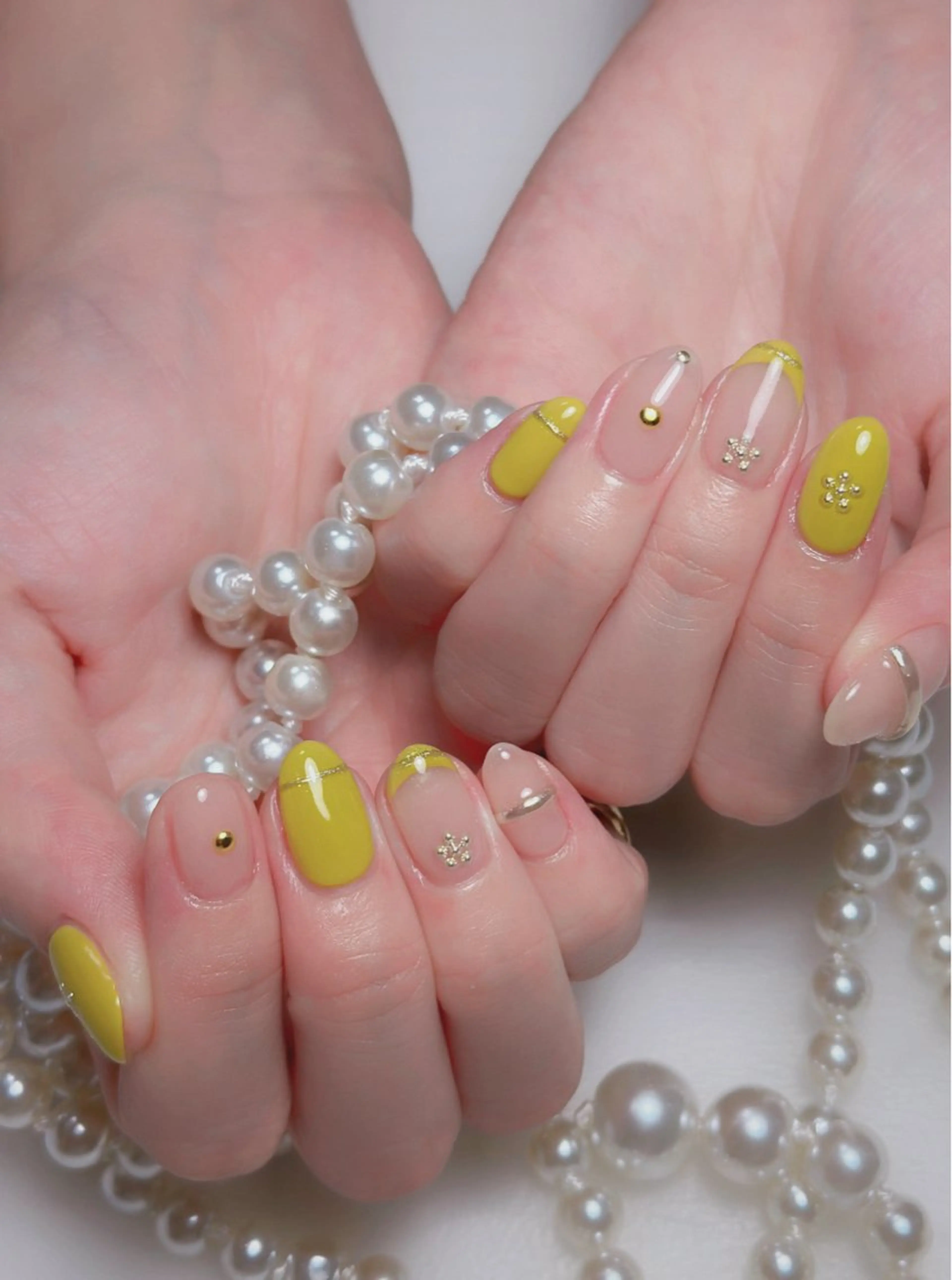 ネイル オーロラネイル 長さ出し フットネイル ラメ(グリッター) ラメグラデーション ハンドネイル 👍thumbs up nail👍のネイルデザイン