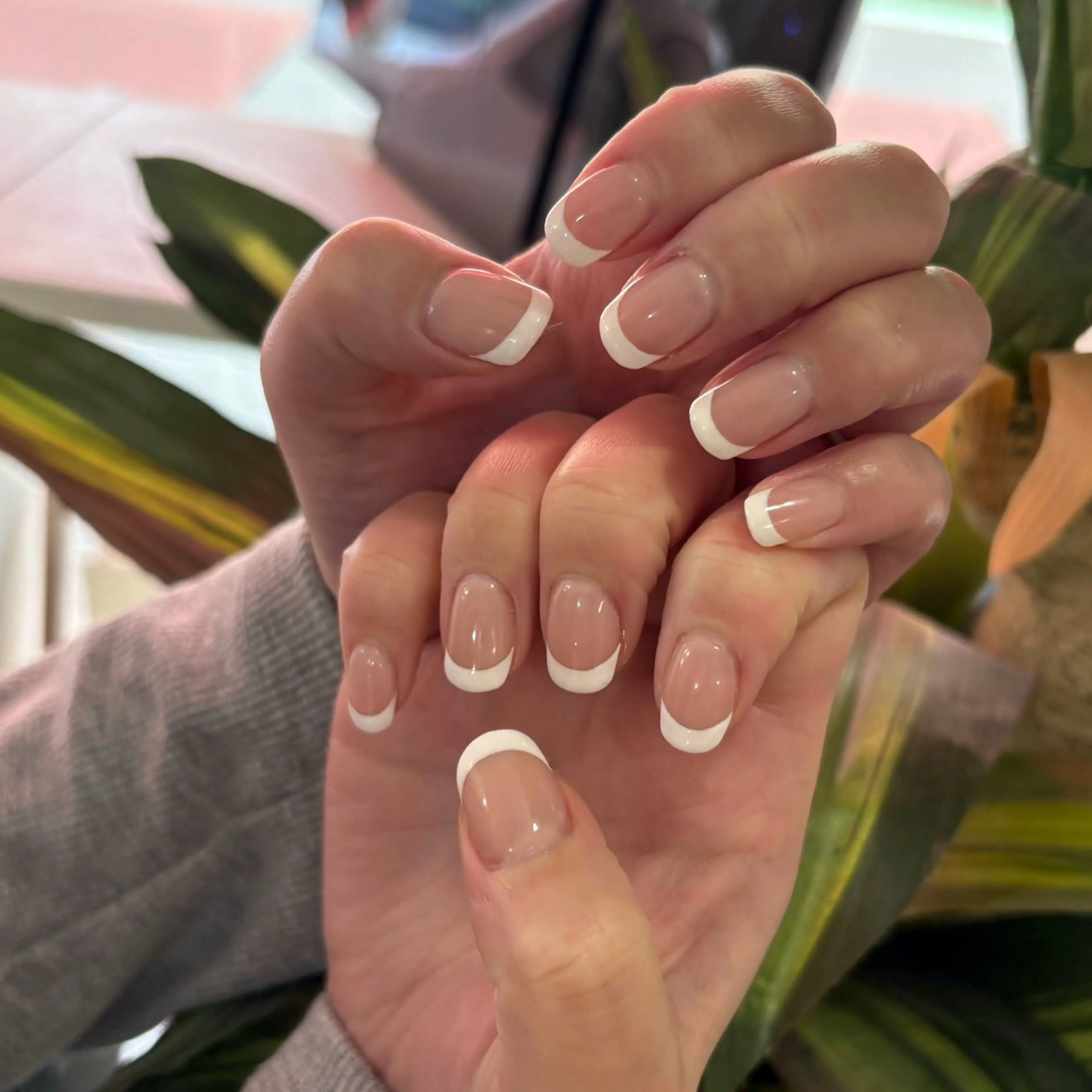 💙ハンドネイル（オフ有り）フレンチの写真