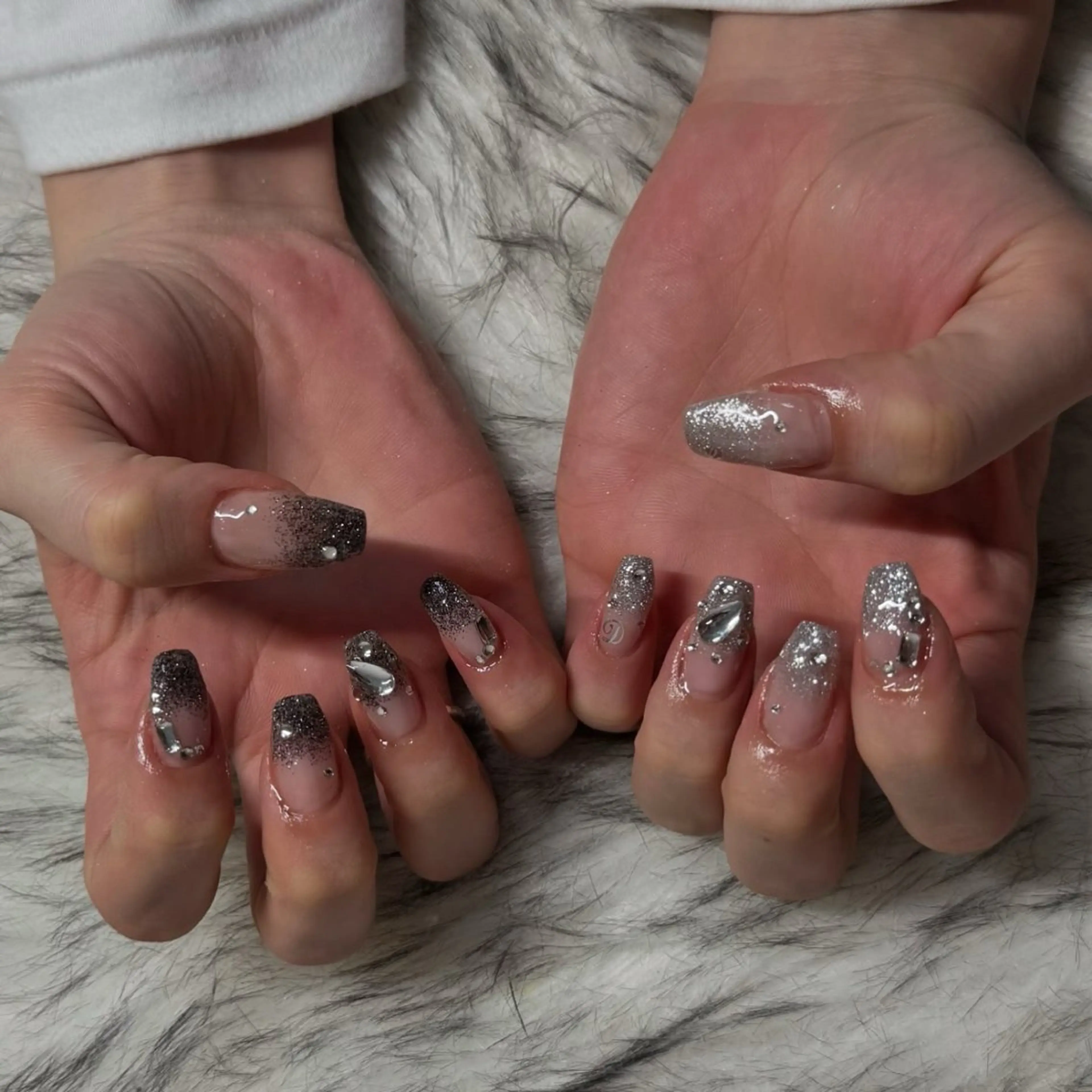 ロング ハンドネイル mao .のネイルデザイン