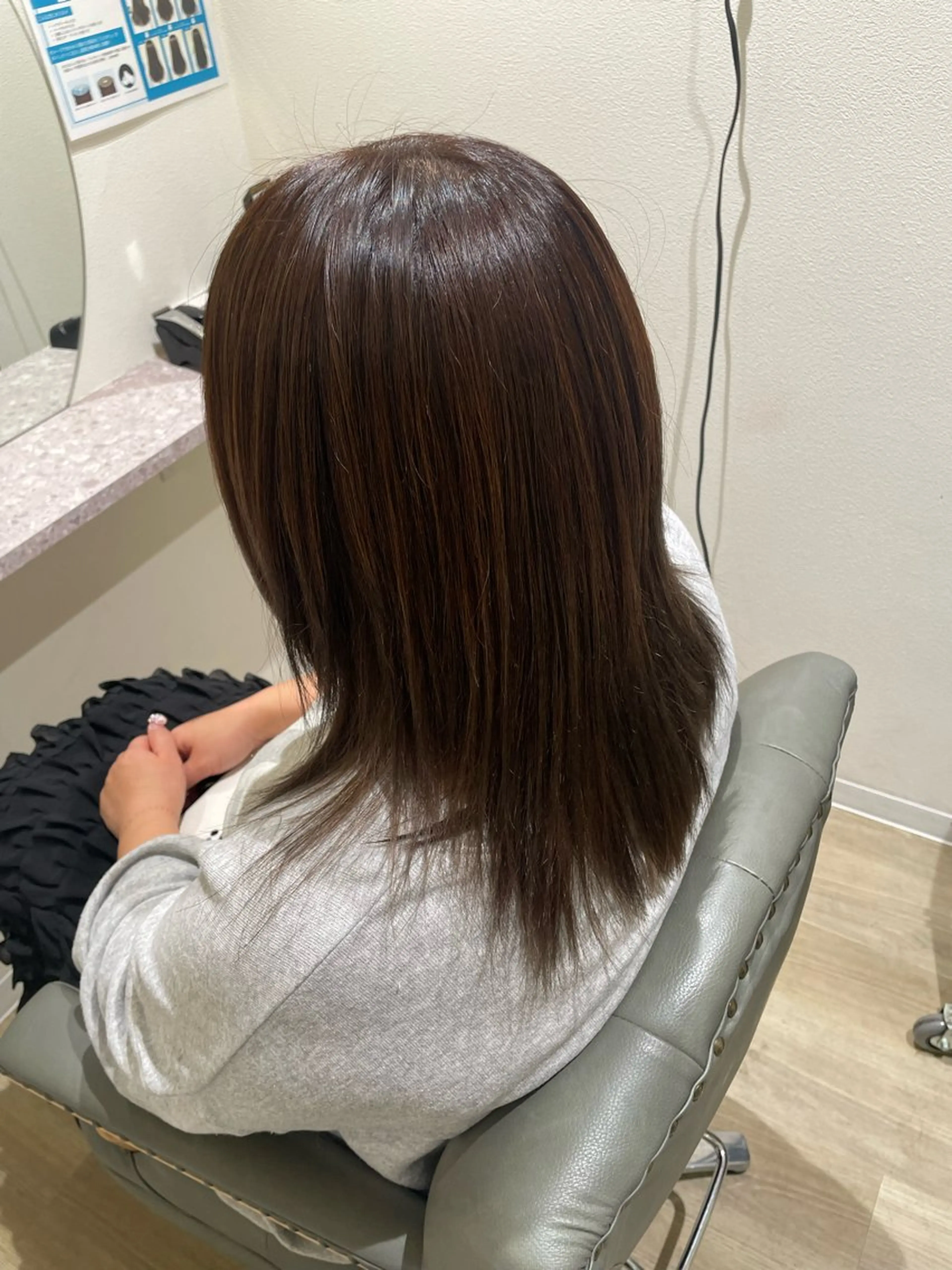 ミディアム カラー LEAPS adore都島店所属・みゆう 都島/透明感のヘアスタイル