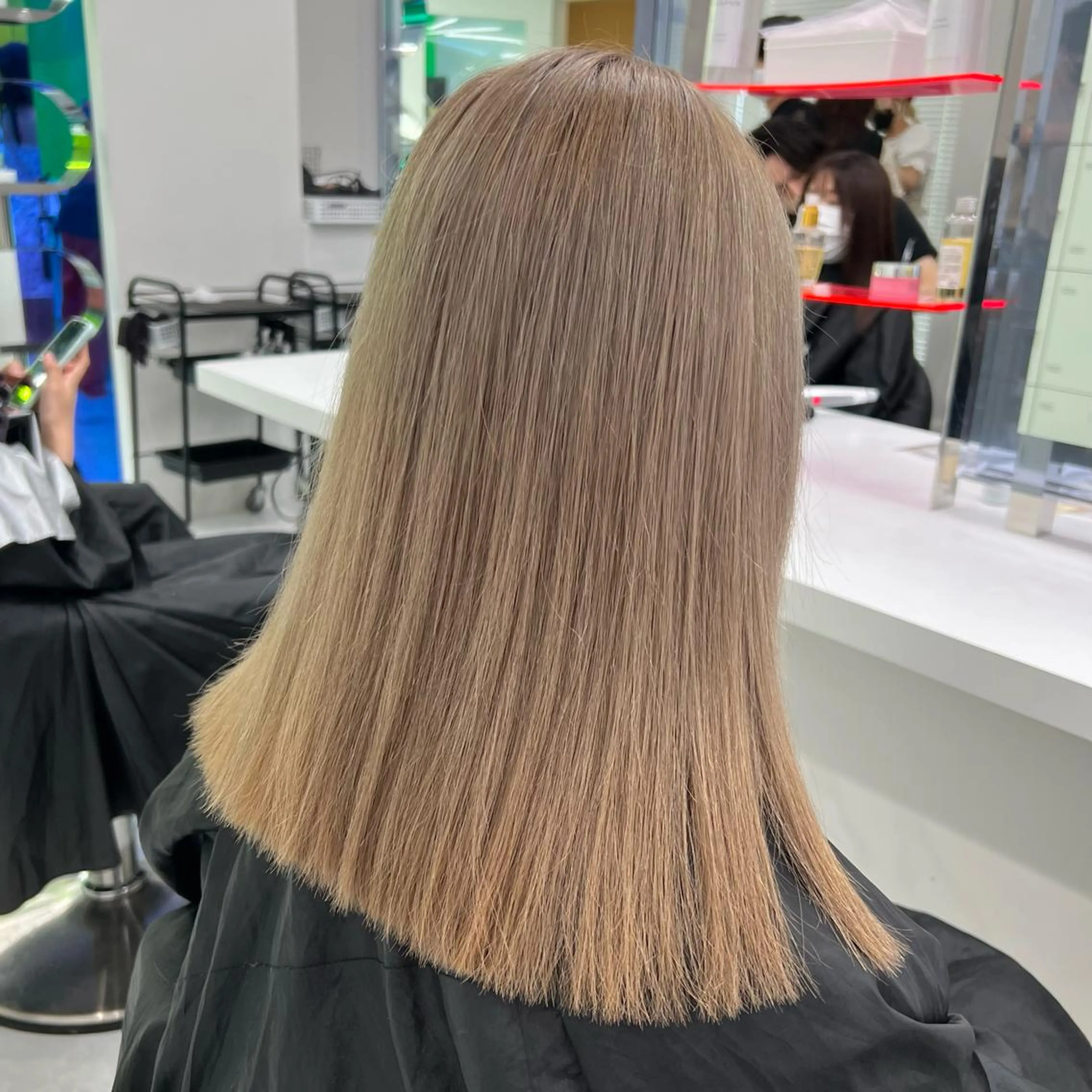 ミディアム まつパ/ケア ブリーチ/sEnAのヘアスタイル