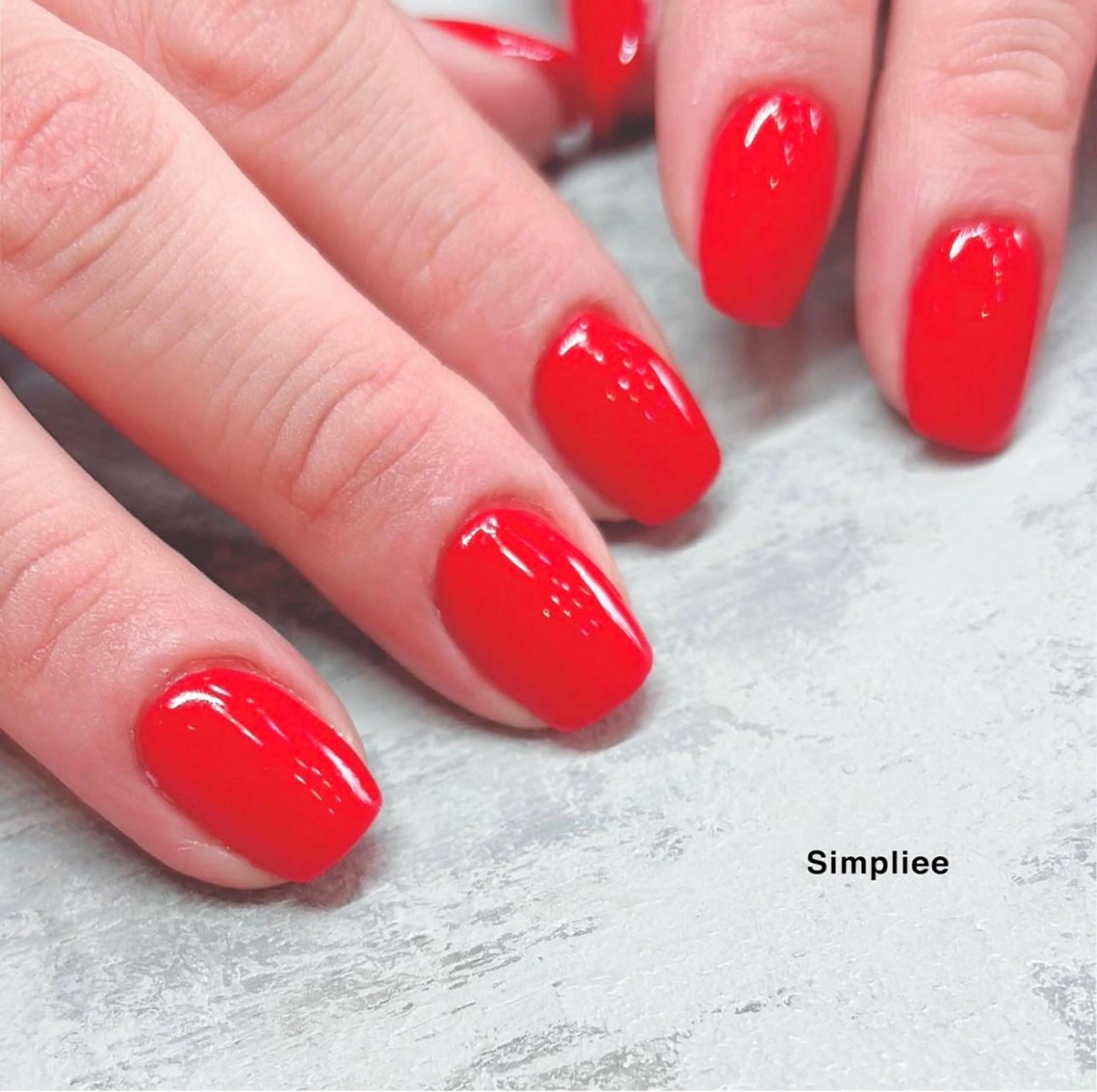 ネイル ワンカラーネイル シンプリーワン 渋谷店🪄MOENAのネイルデザイン