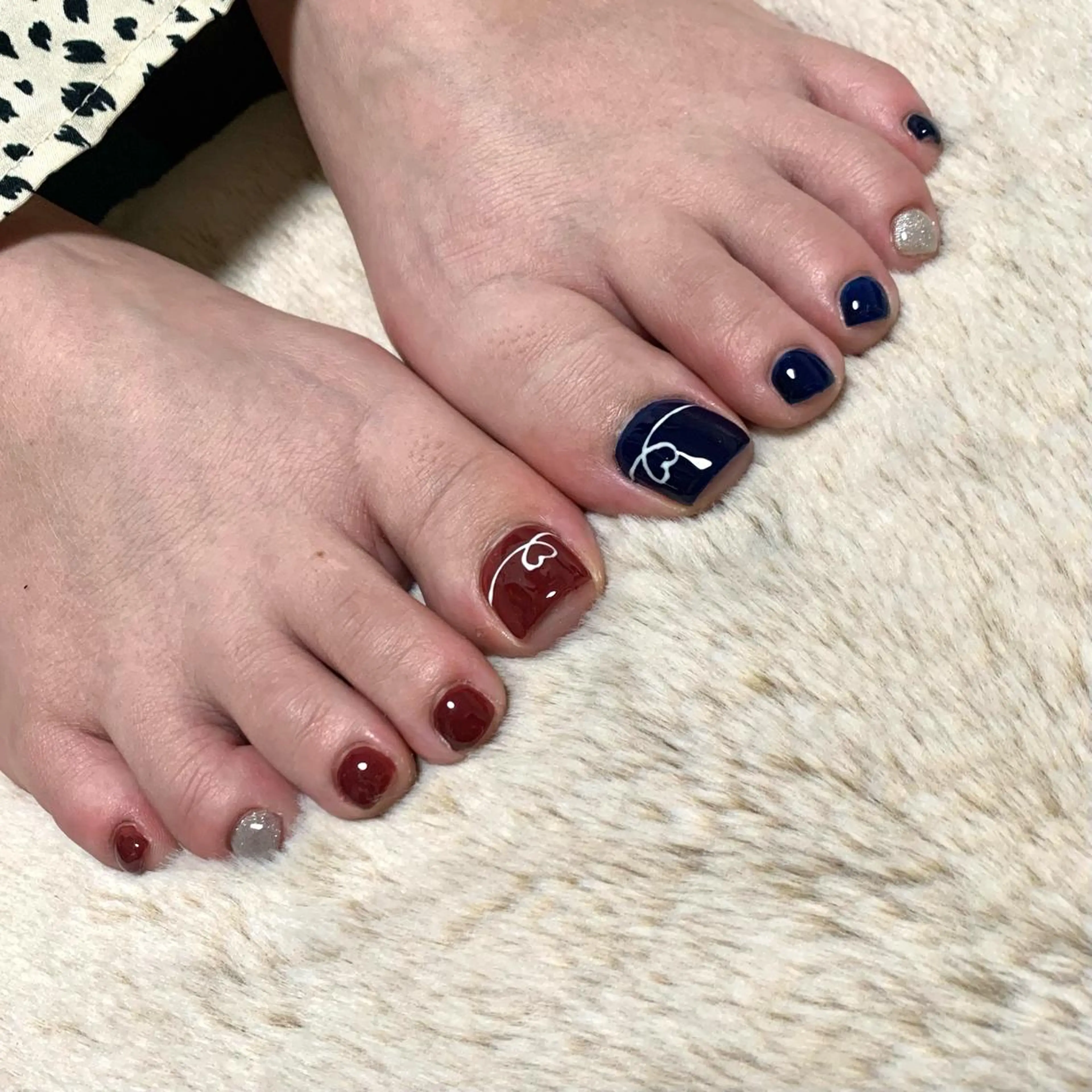 🦶《オフあり》親指2アートの写真