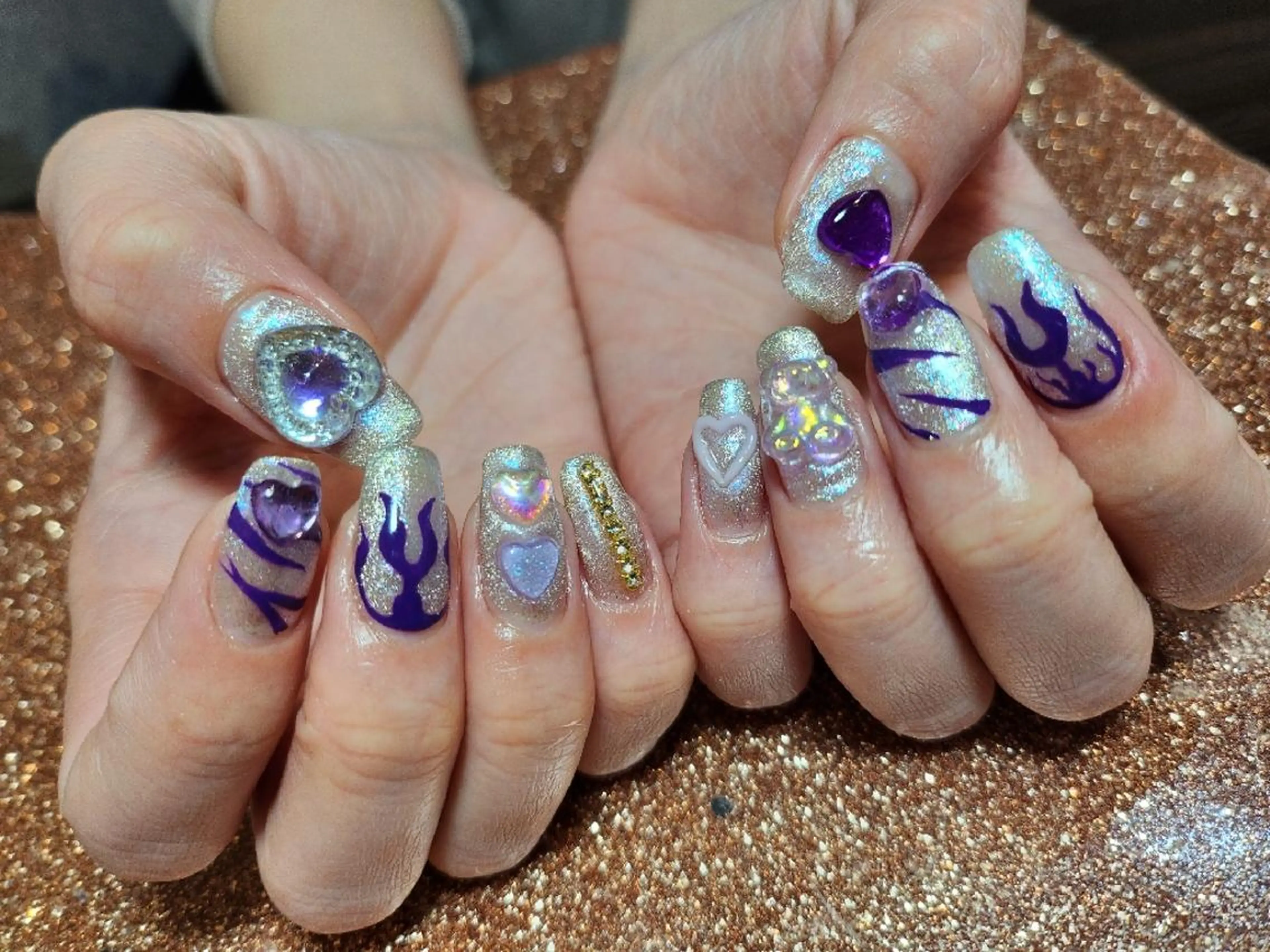 ネイル 💜bora .のネイルデザイン