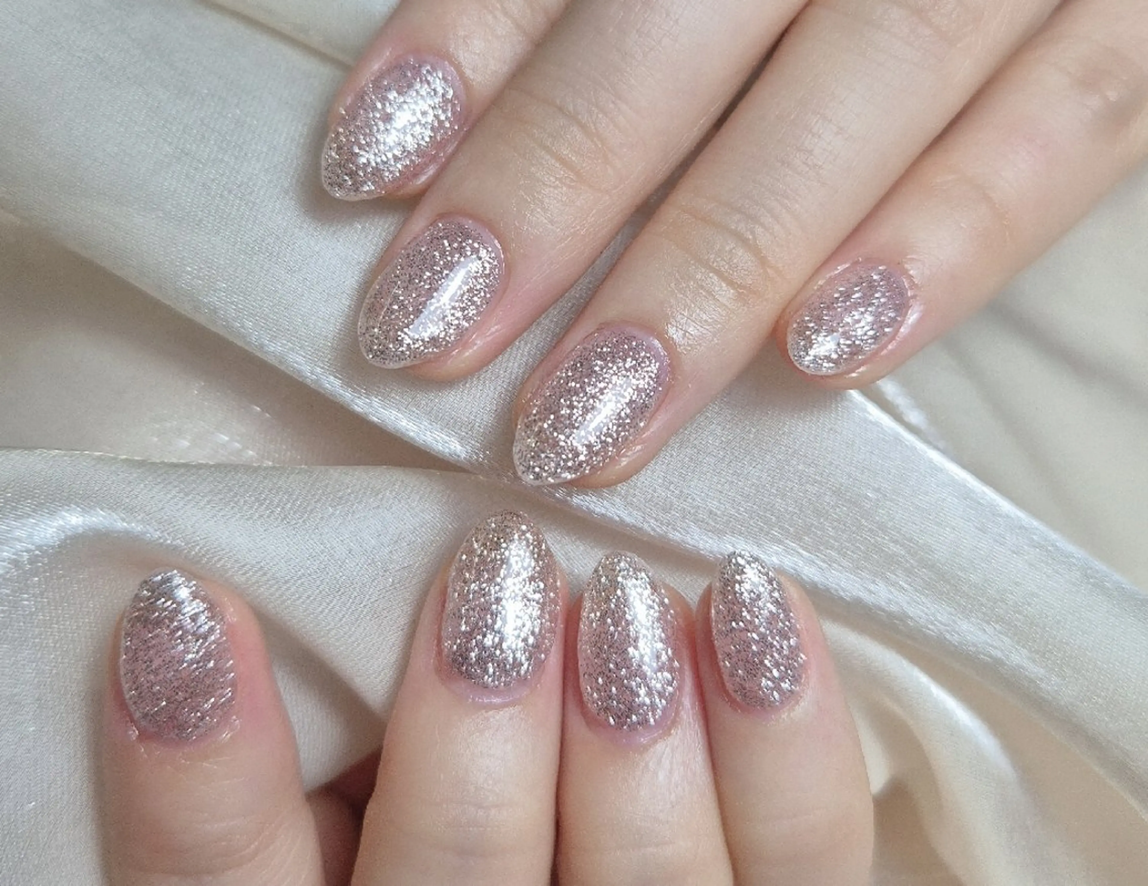 ネイル ハンドネイル LR.ONE リナのネイルデザイン