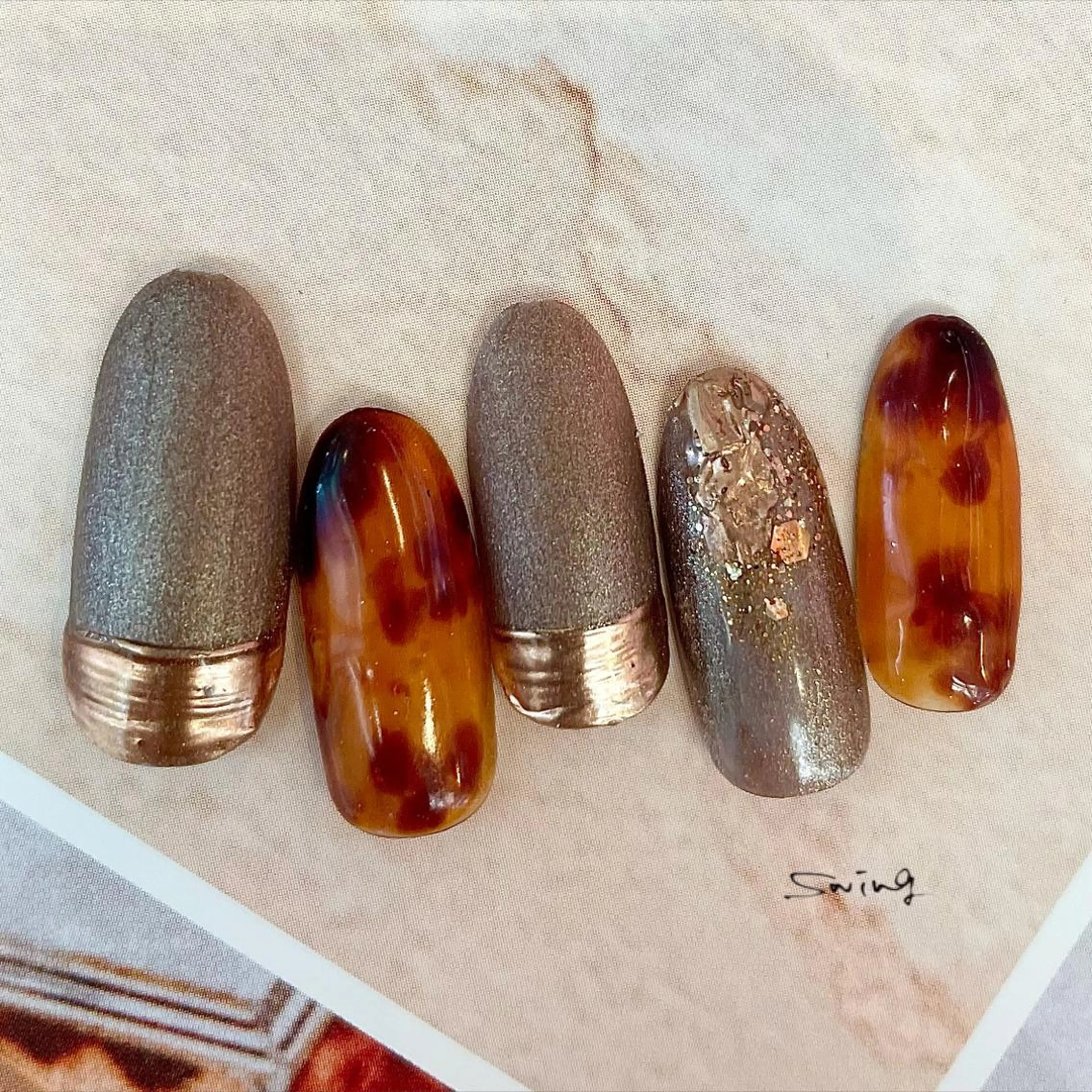 ネイル べっ甲ネイル SWING Nail Salon所属・Yoshida Takakoのネイルデザイン