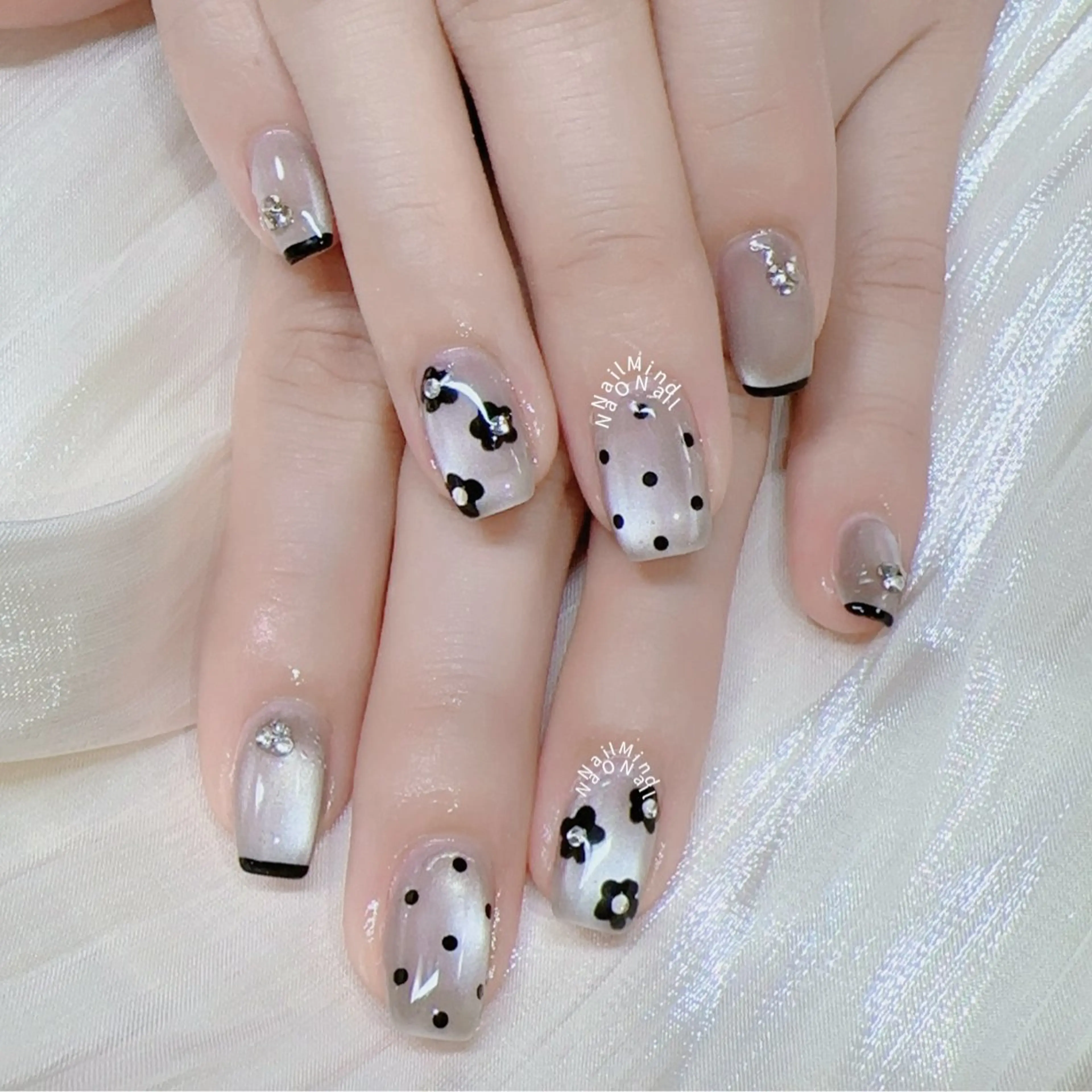 ネイル ハンドネイル Nail Mind (NaONail）のネイルデザイン