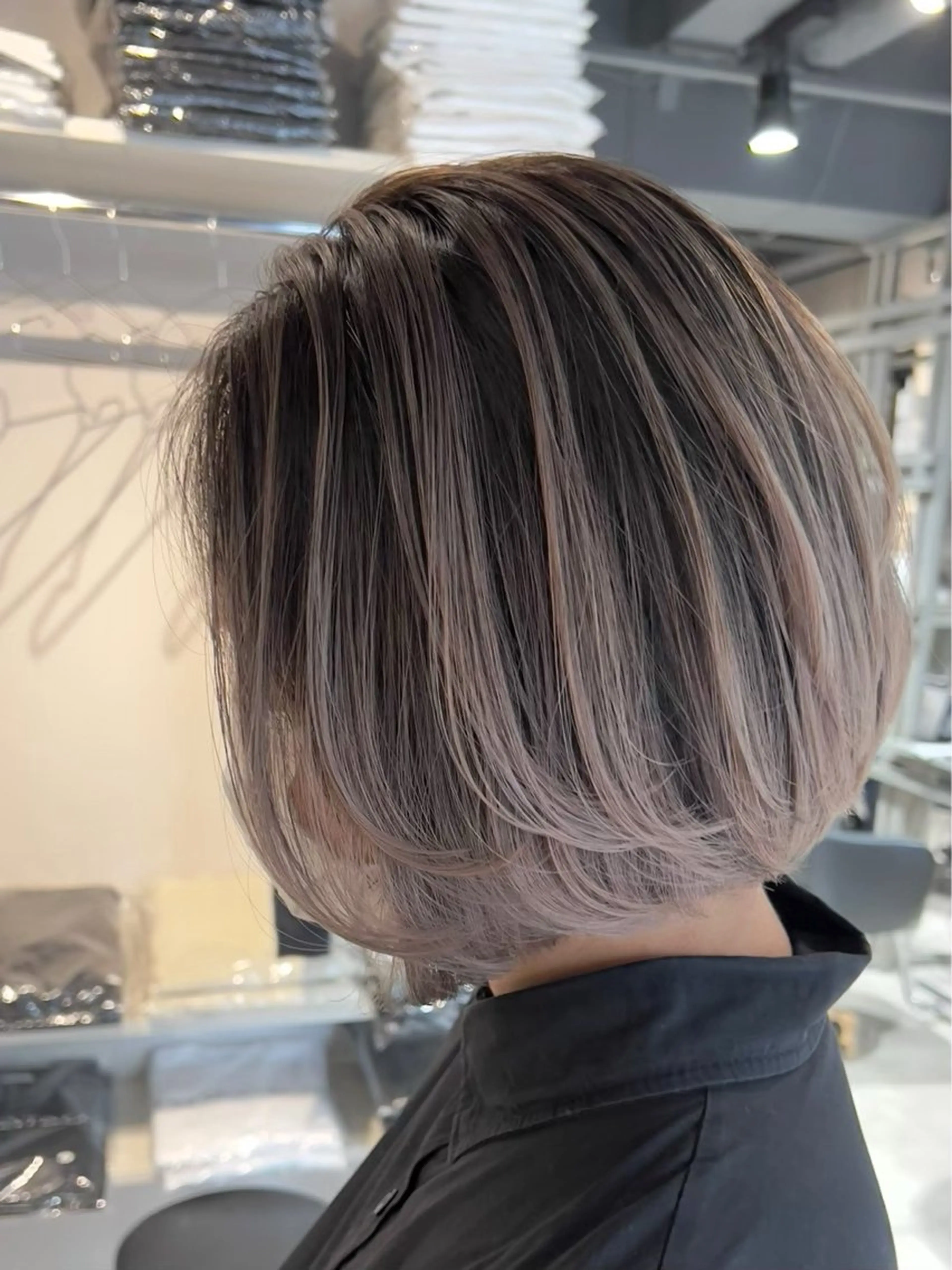 ショート カラー バレイヤージュ レイヤーカット 透明感カラー/レイヤ ーhinata.のヘアスタイル