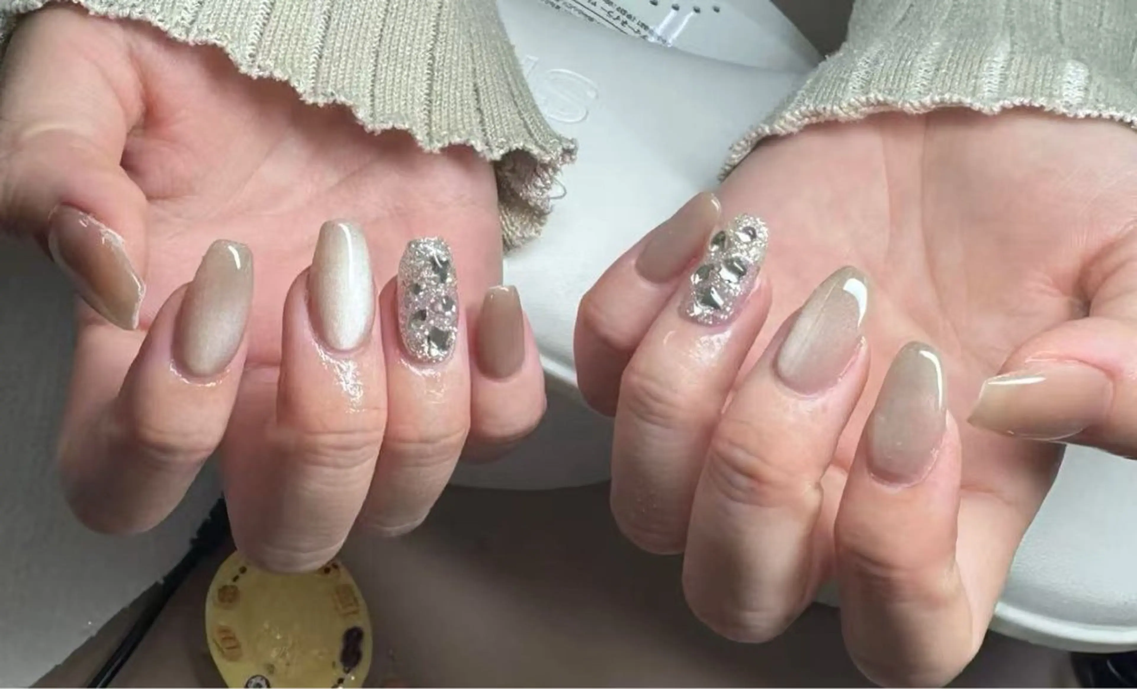 ワンカラー＋キラキラ埋め尽くし2本/マグネット可能の写真