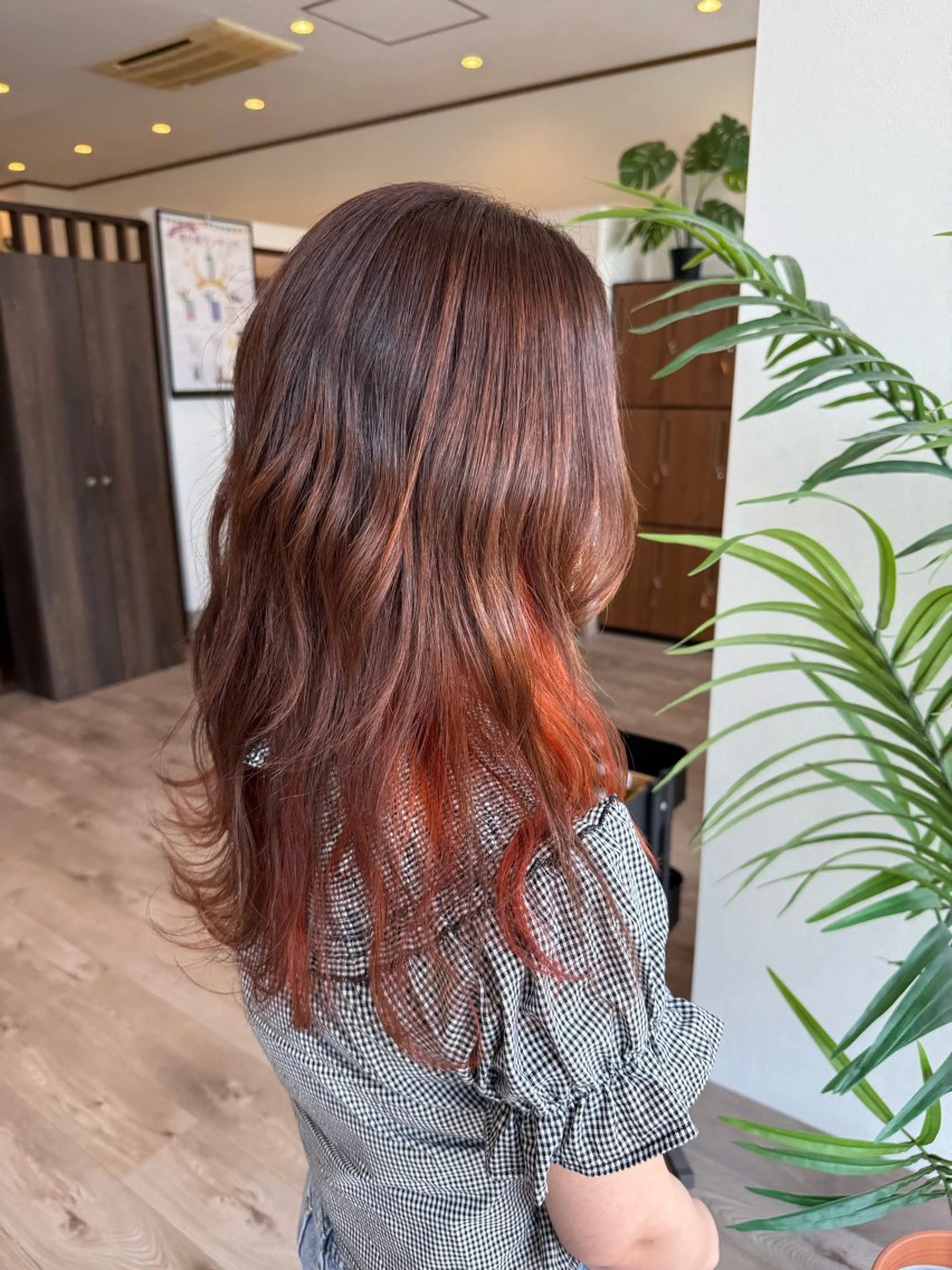 セミロング カラー ブラウンカラー オレンジ オレンジブラウン ヘアカラー ATOREL まののヘアスタイル