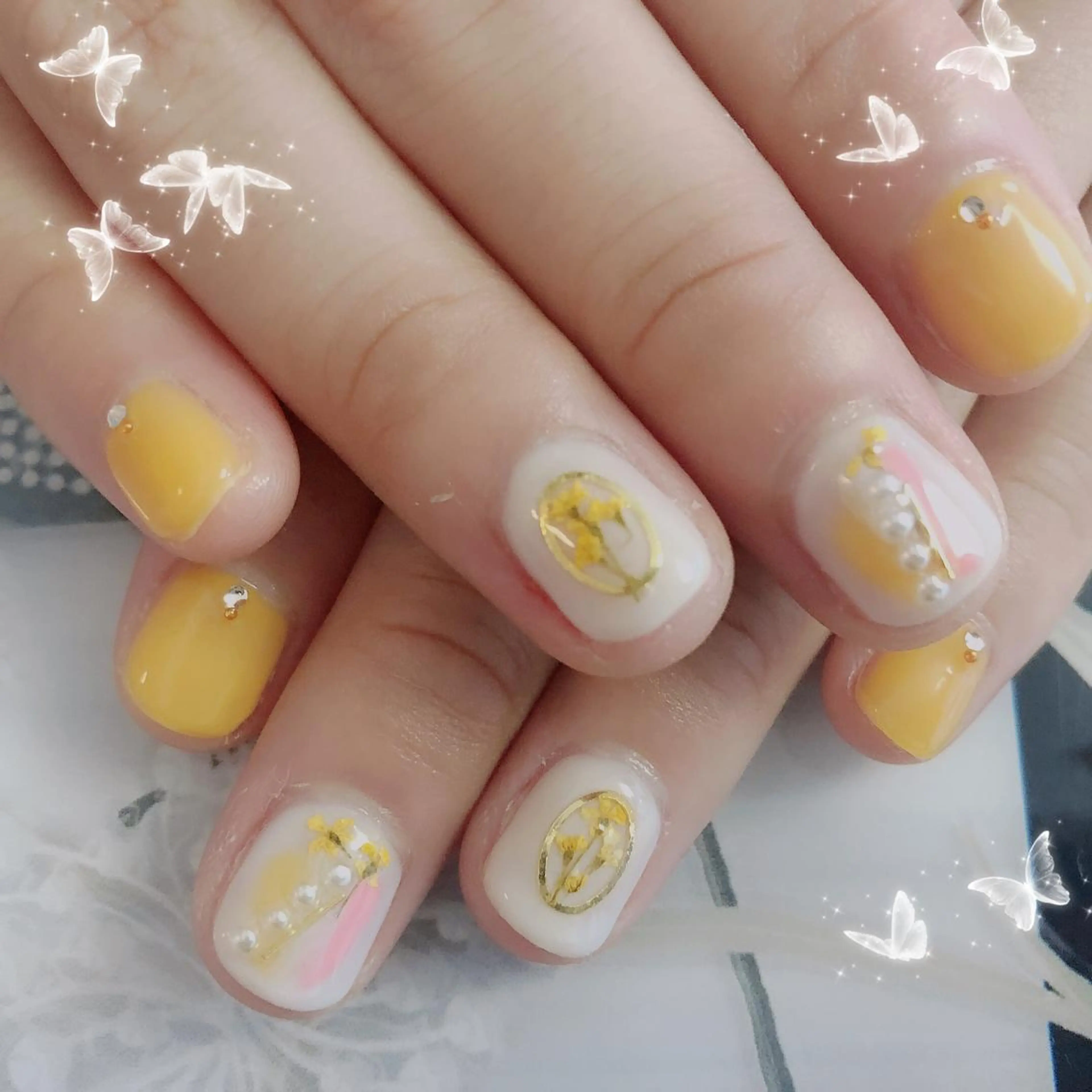 ネイル ネイルサロンエクラ 🫧Shizukaのネイルデザイン