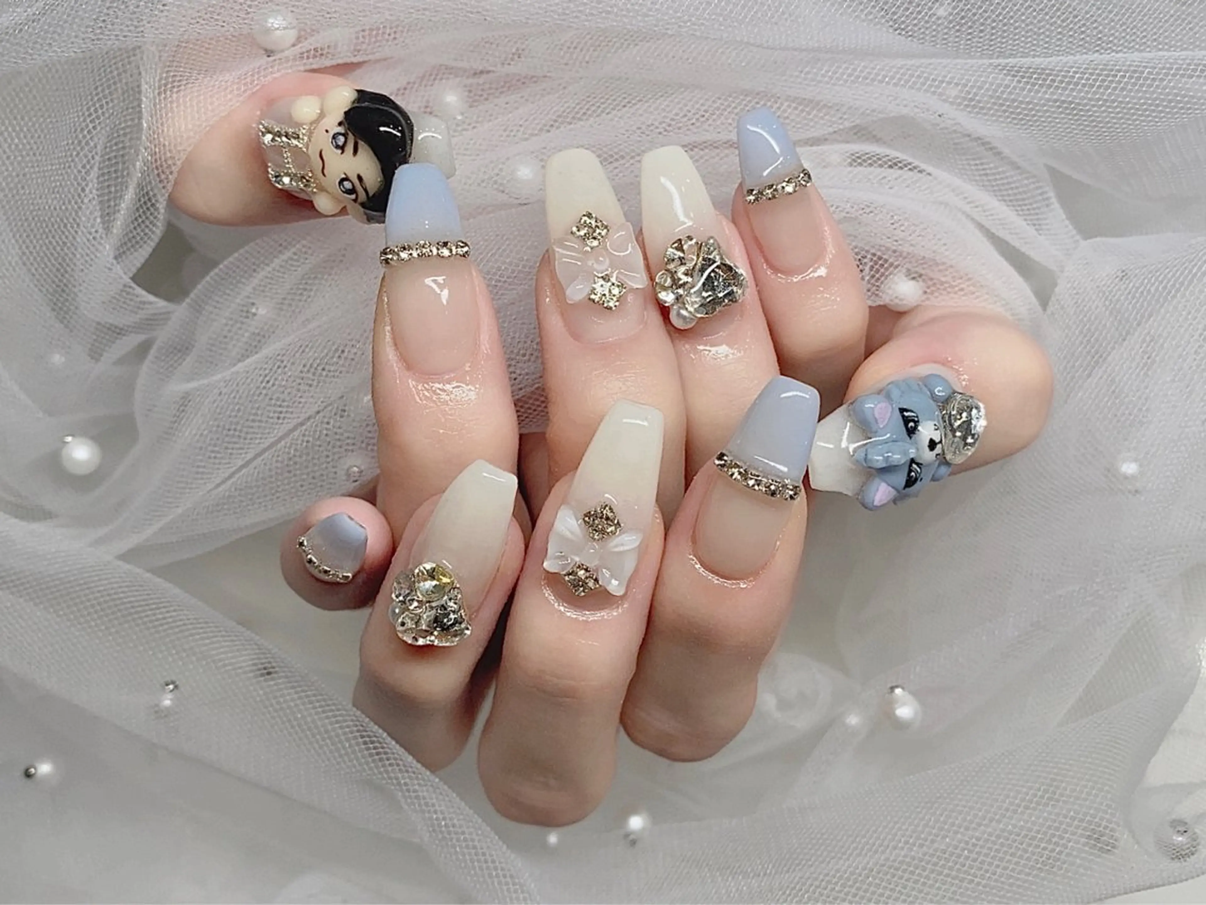 ネイル I-nailロング /ワンホン/キラキラのネイルデザイン