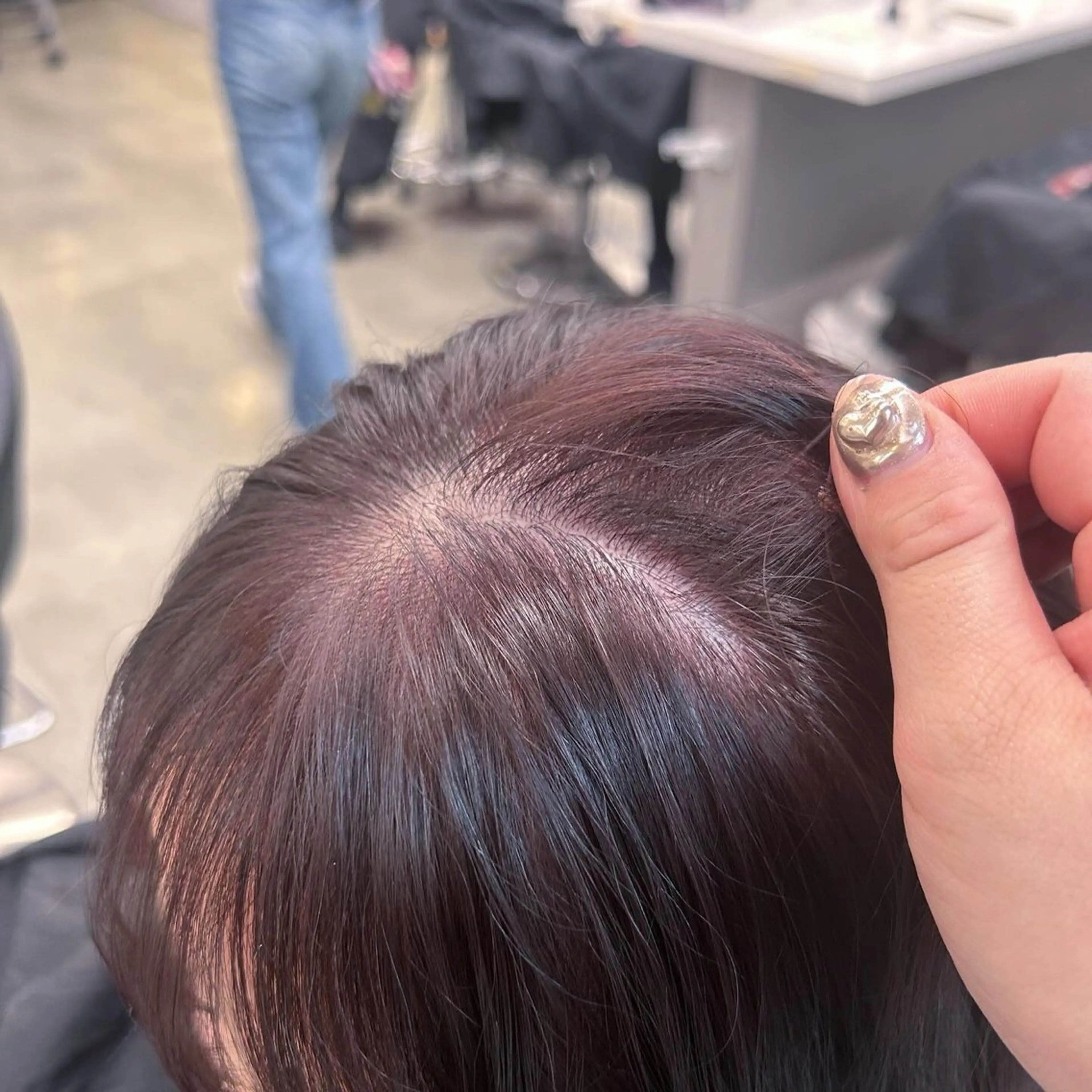 ロング カラー パーマ ヘアアレンジ メンズ キッズ ヘアカラー トリートメント ヘアセット ブリーチなしカラー/ ブラウン/レイヤーのヘアスタイル