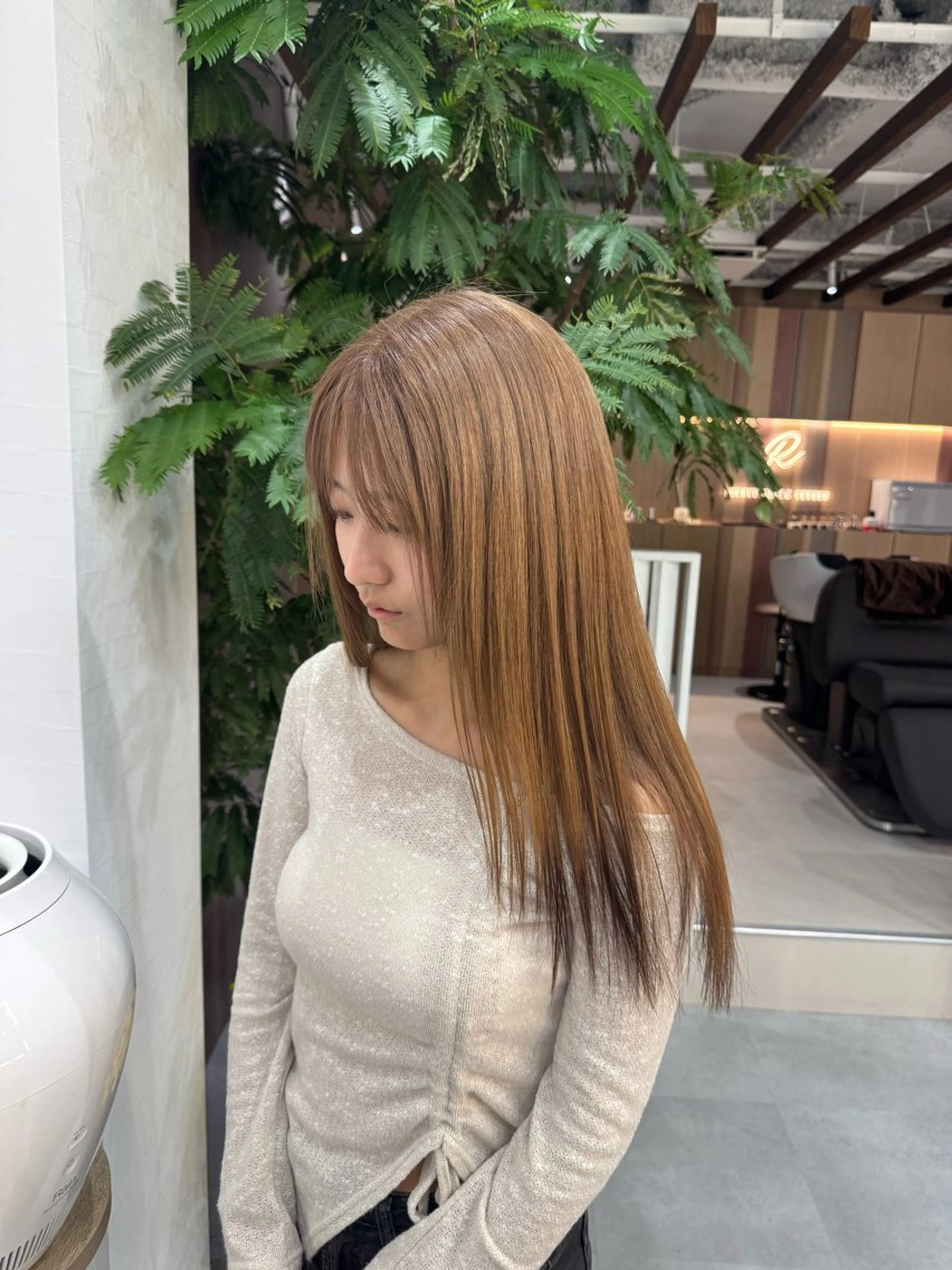 ロング ヘアカラー R BEAUTY MAIのヘアスタイル