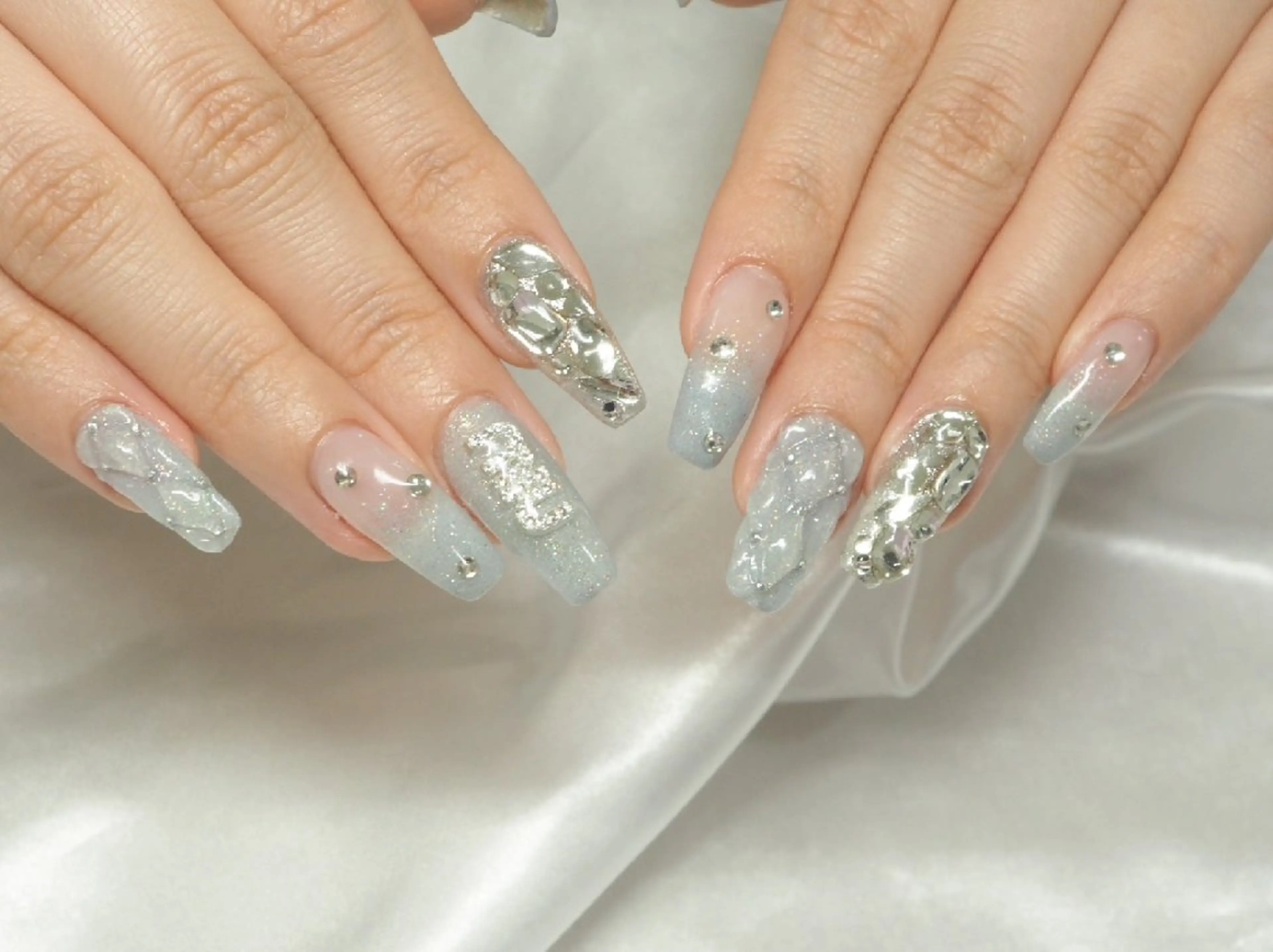 ネイル 岡林 優美のネイルデザイン