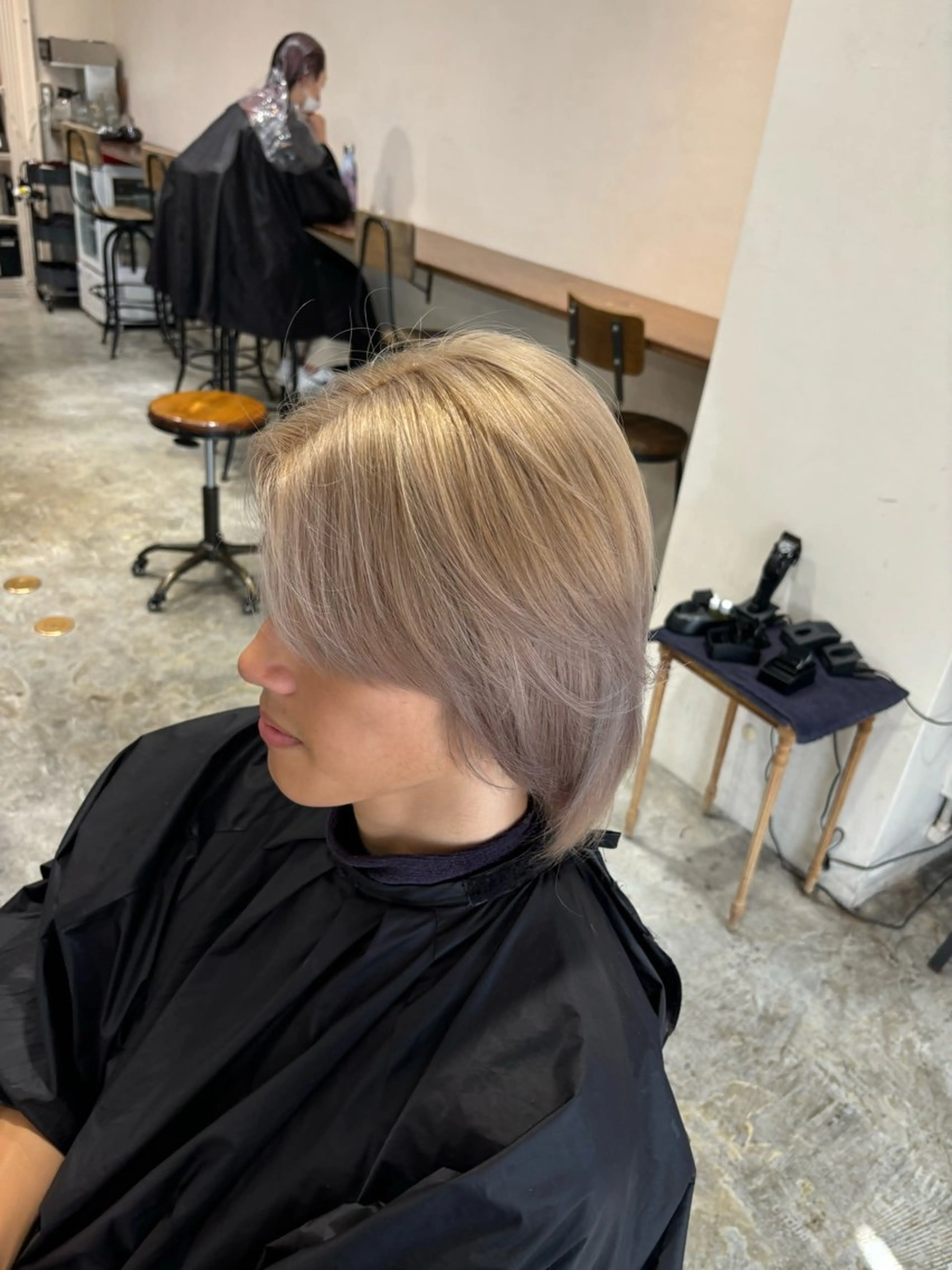 ショート カラー ヘアアレンジ ベージュカラー ホワイトベージュ カット ヘアカラー トリートメント ヘアセット 🎍カトウ ケイゴ🎍のヘアスタイル