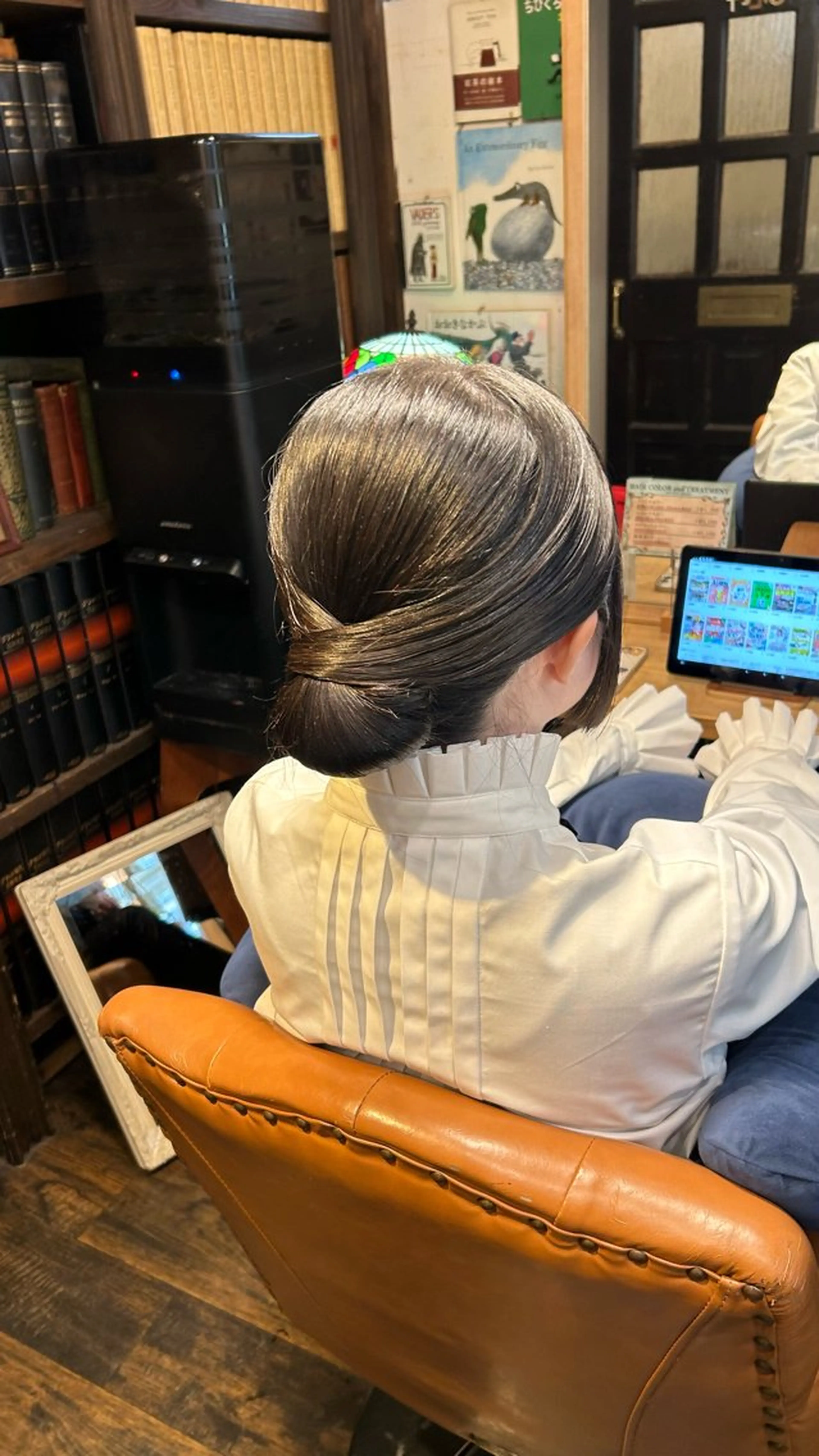 ミディアム ヘアアレンジ ヘアセット BRITS 渡辺 菜々子のヘアスタイル