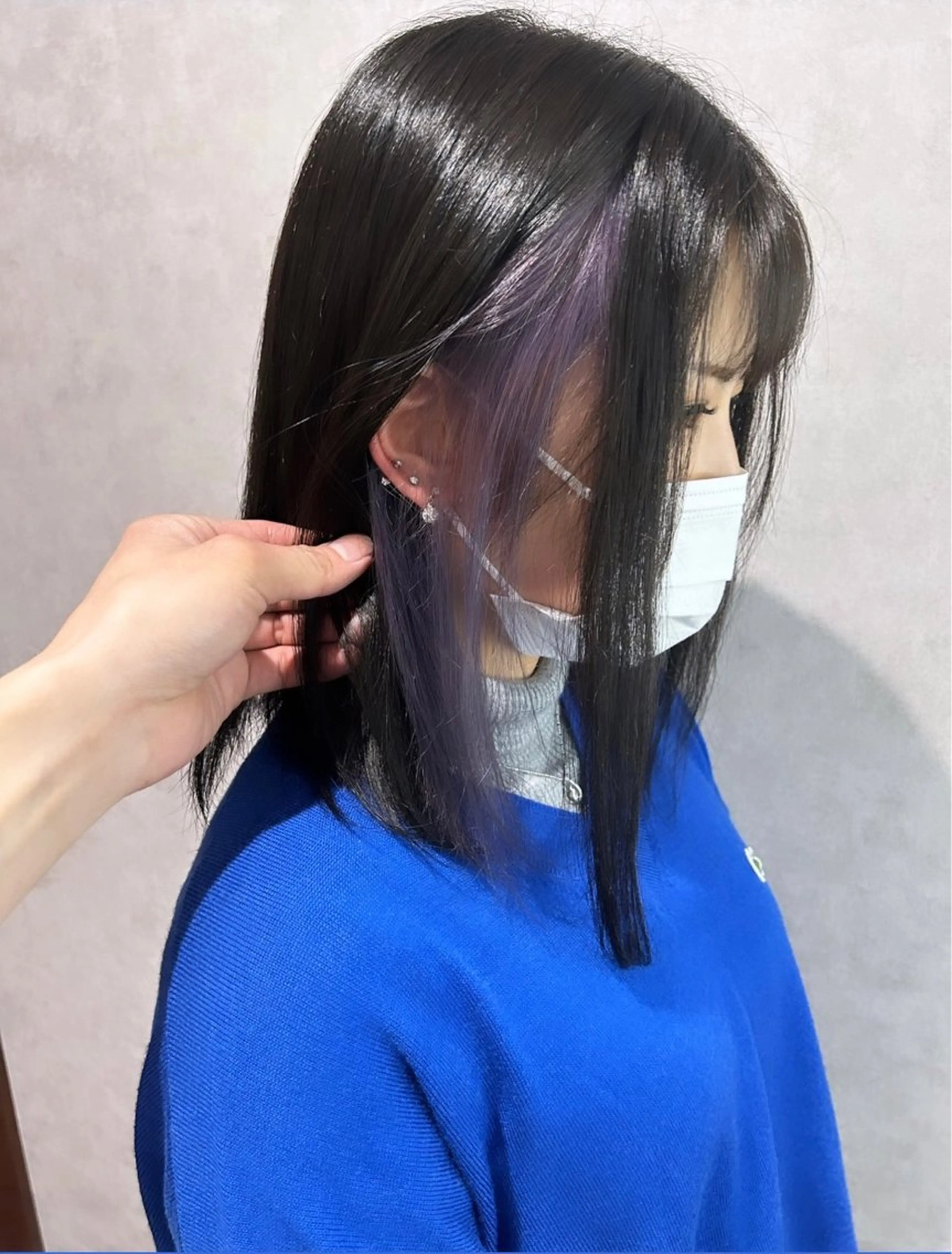 ミディアム カラー パープルカラー QUON.伊勢崎店所属・ブリーチ＆ハイトーン 歌 心のヘアスタイル