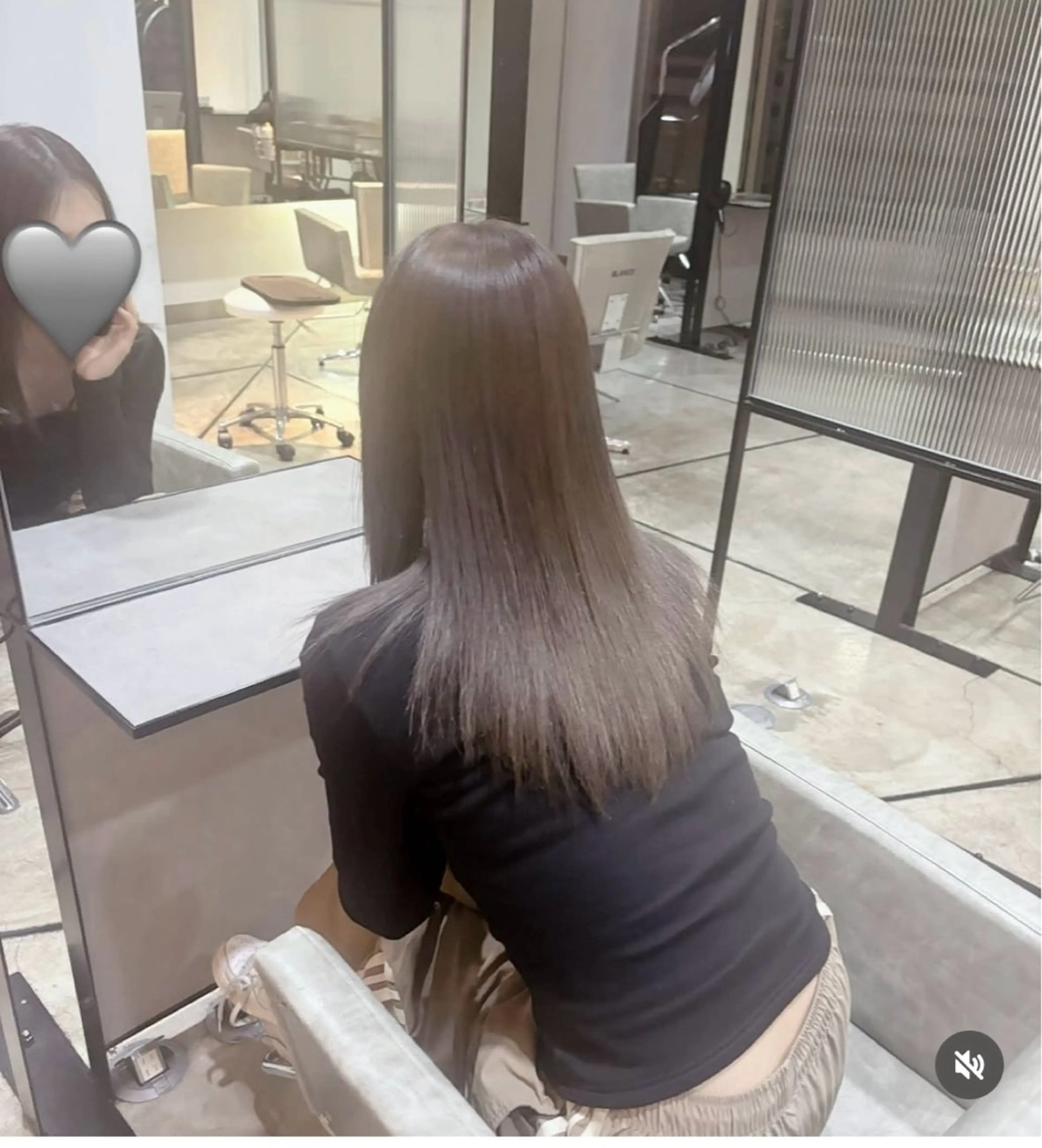 ロング カット ヘアカラー yui/透明感カラー /コテ巻き風パーマのヘアスタイル