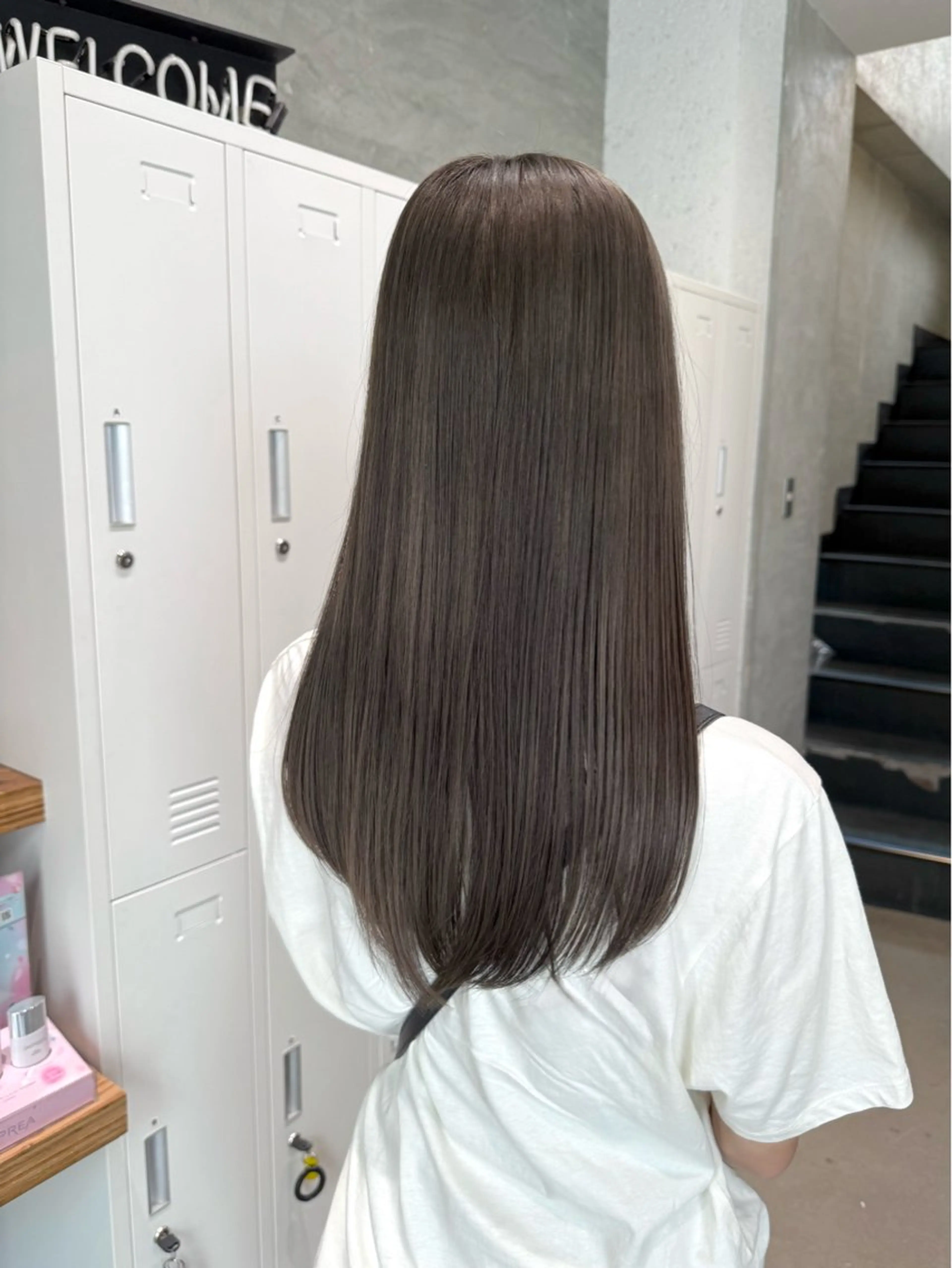 似合わせカット+透明感カラー+ケラスターゼカクテルトリートメントの写真