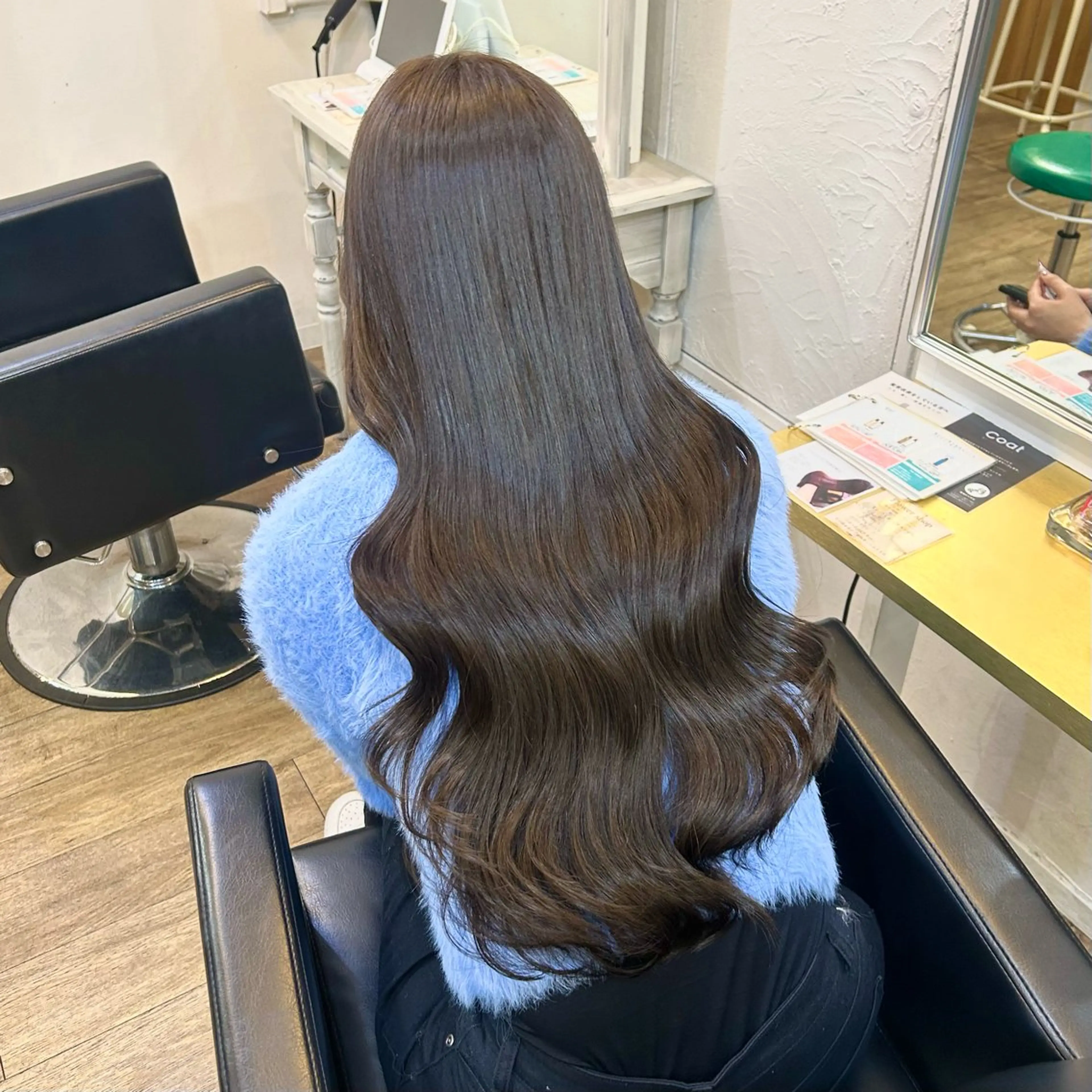 ロング カラー ベージュカラー ブリーチ ブラウンカラー 透明感カラー グレージュ カット ヘアカラー トリートメント ブリーチなしベージュ /ヘアセット/ミユのヘアスタイル