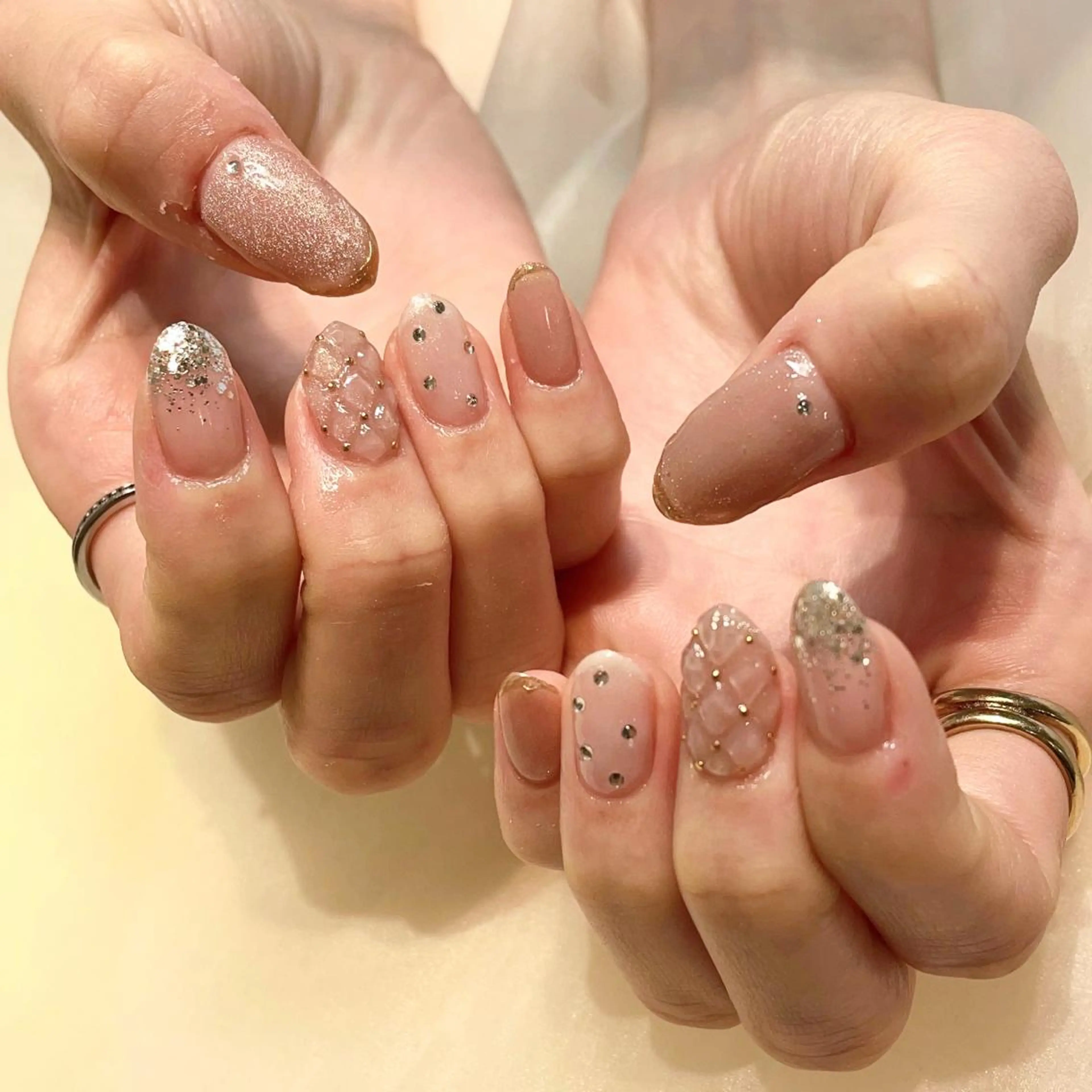 ネイル ハンドネイル 新井 ひなののネイルデザイン