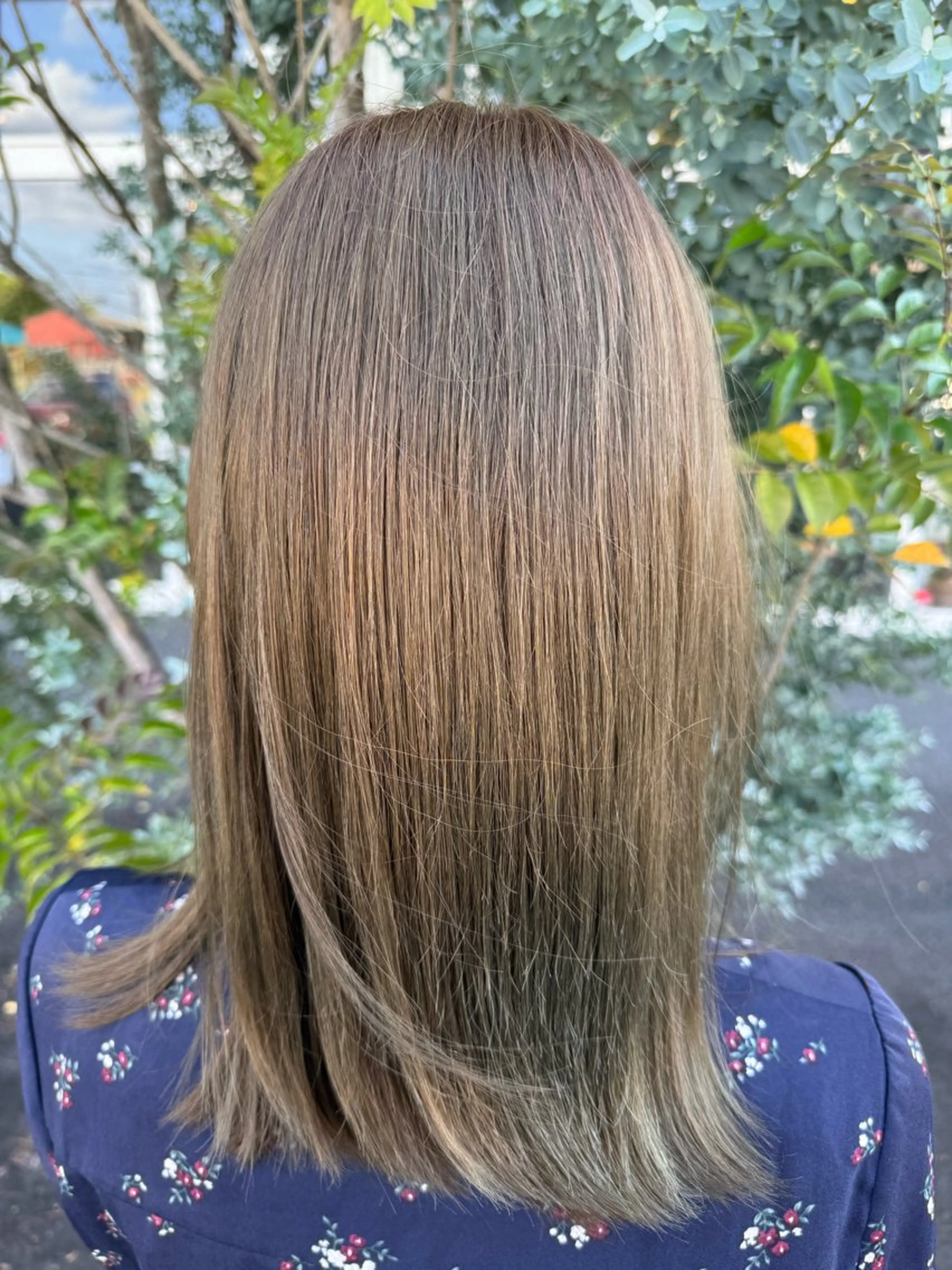 カラー ヘアカラー ブリーチ艶カラー KAORI🌼のヘアスタイル