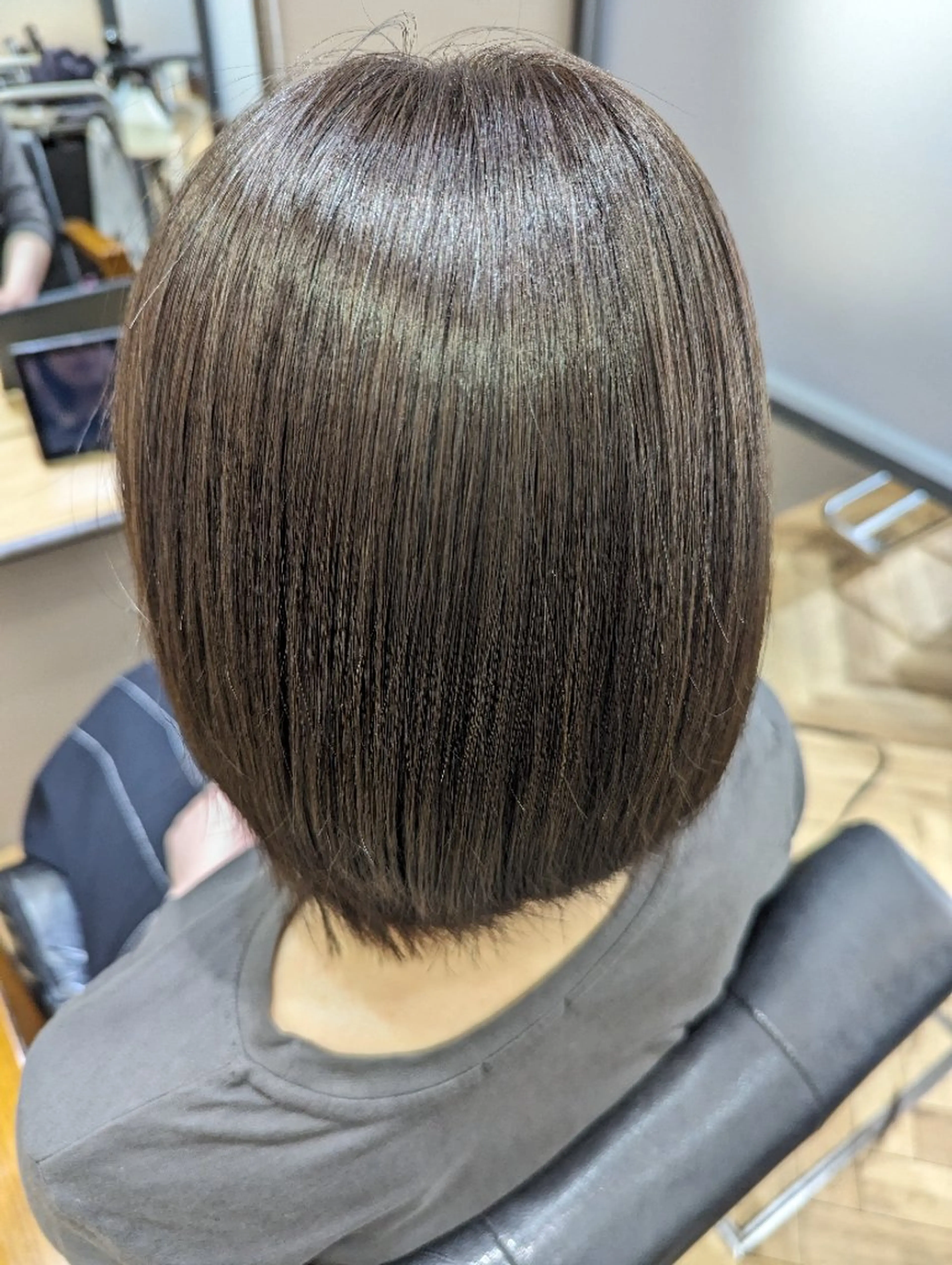 ショート くせ毛 ヘアカラー トリートメント ✨METEO導入店✨ 髪質改善×縮毛矯正のヘアスタイル