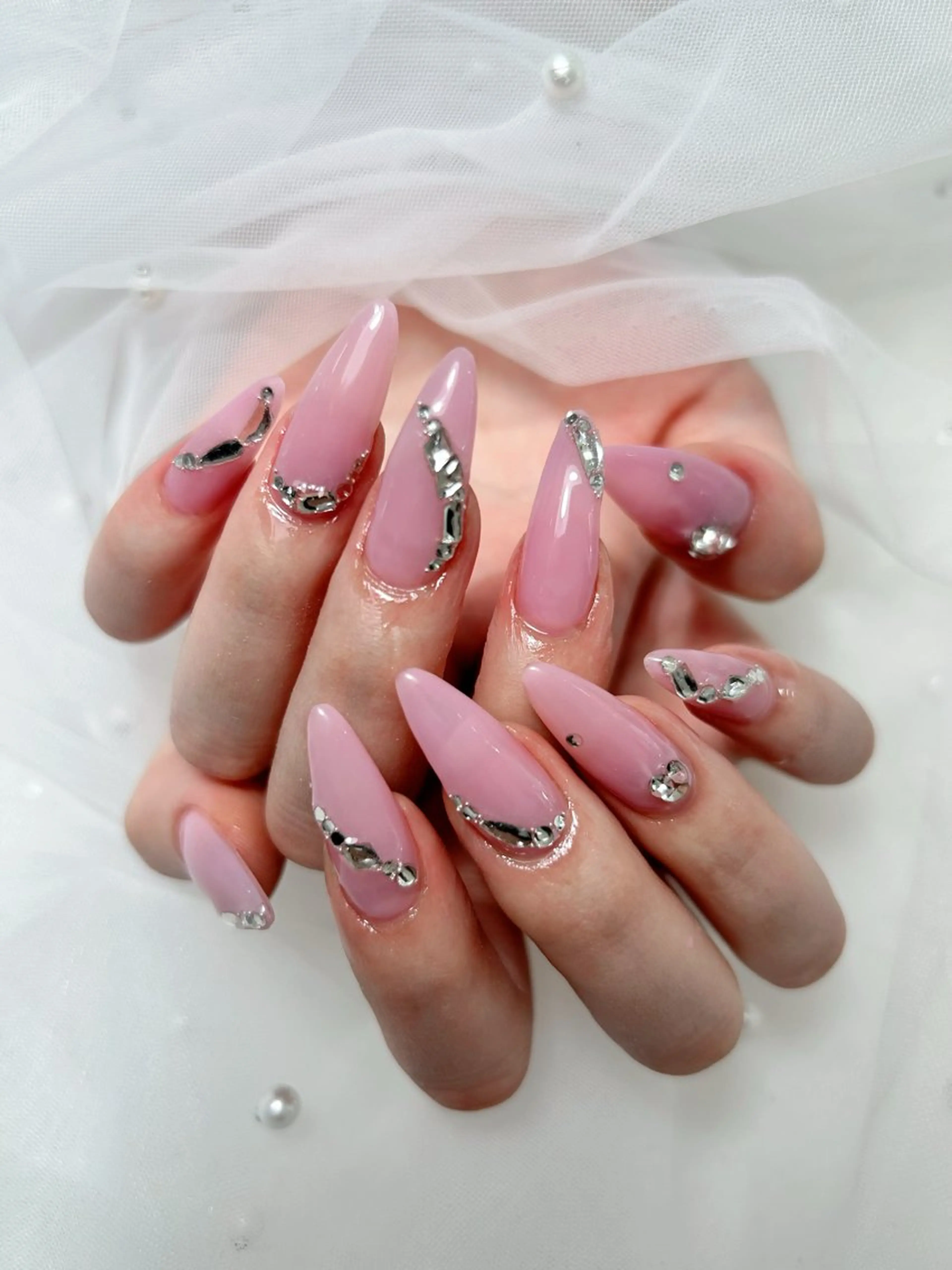 ネイル 桜ネイル フレンチネイル ガラスフレンチ キラキラネイル 韓国ネイル 🌈 Laule'aのネイルデザイン