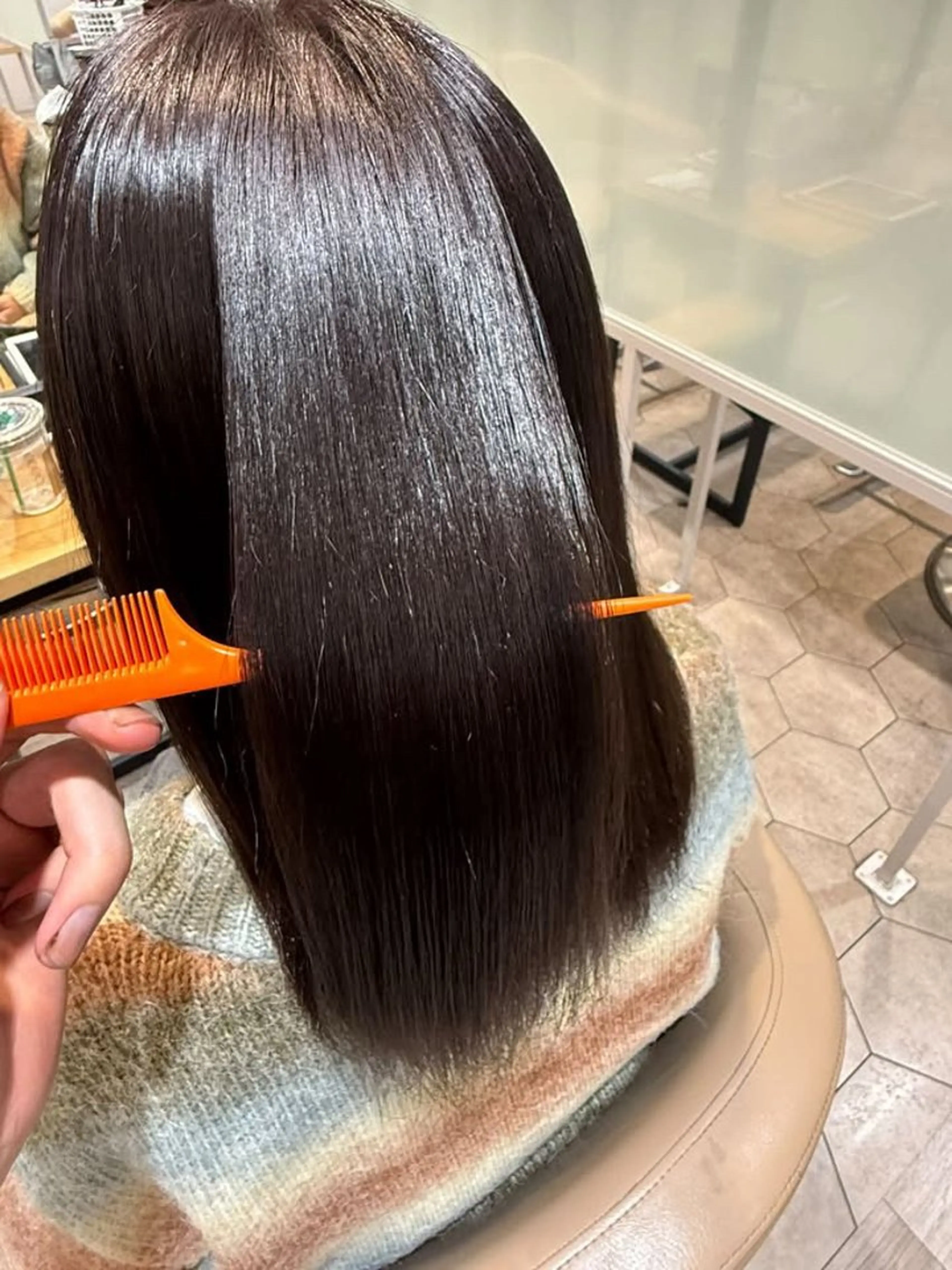 ミディアム カラー カット 縮毛矯正 EARTHセンター南店所属・センター南🫧 ミタセイヤのヘアスタイル