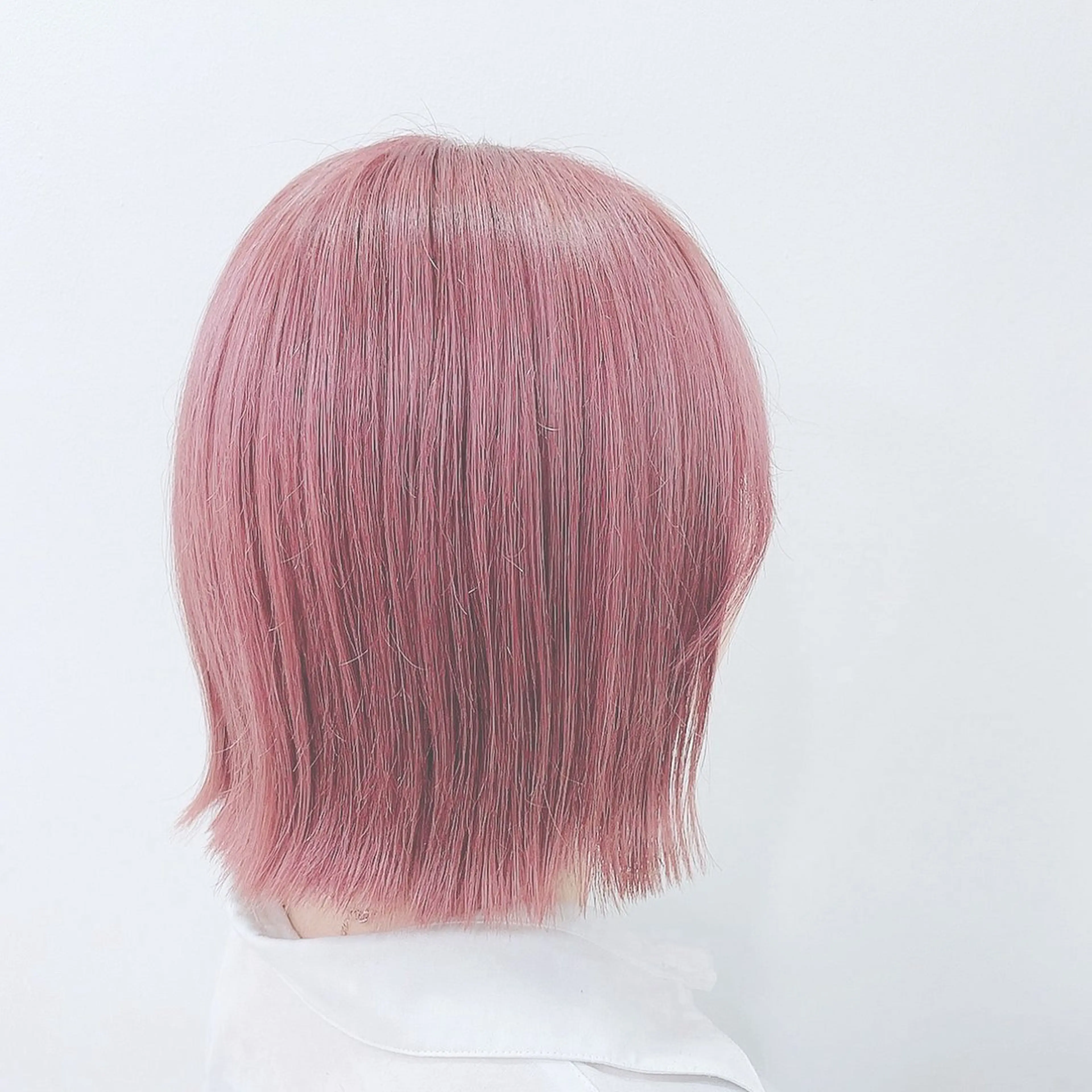 カラー 長尾菜々美🐰 ／ハイトーンカラーのヘアスタイル