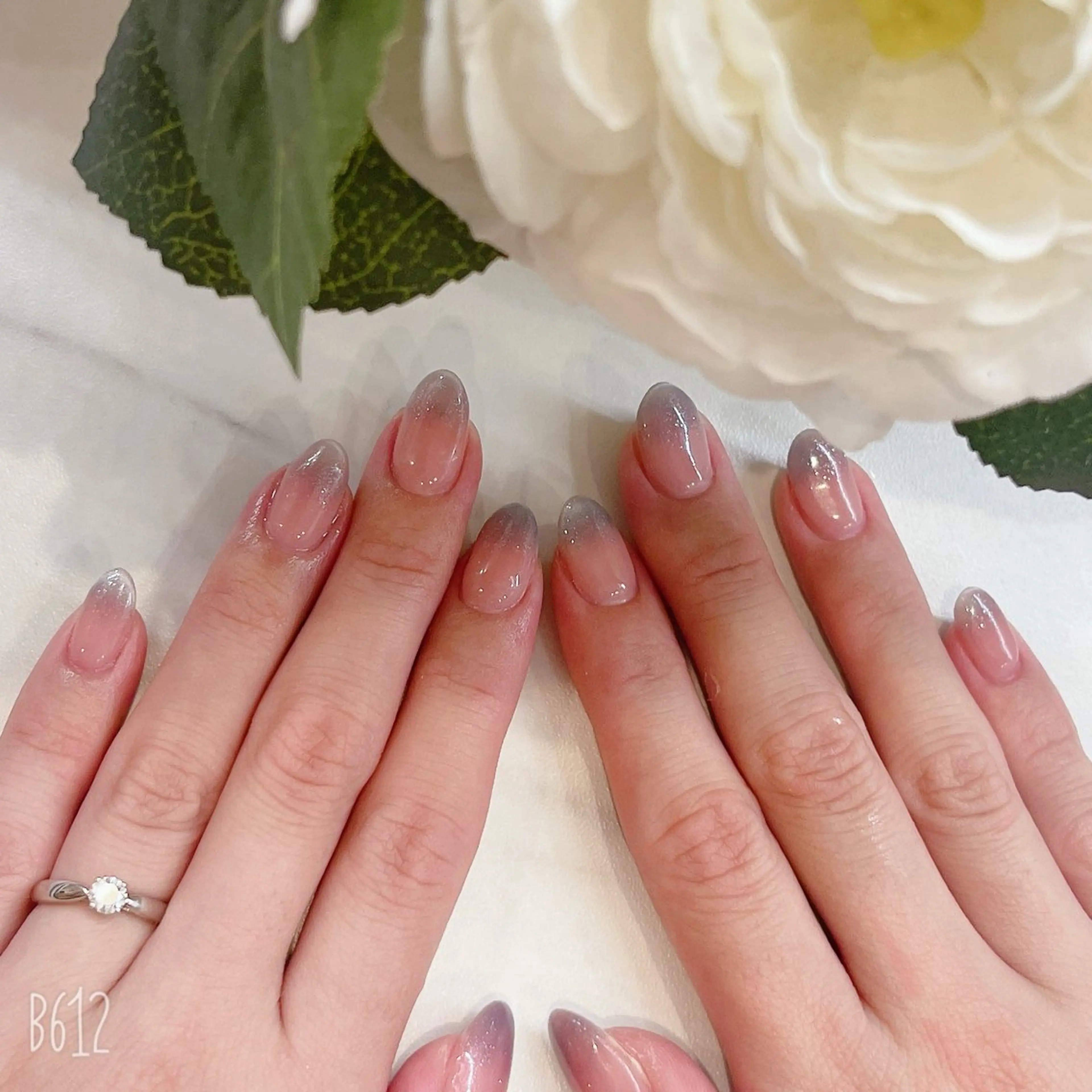 ネイル 穎 アオリのネイルデザイン