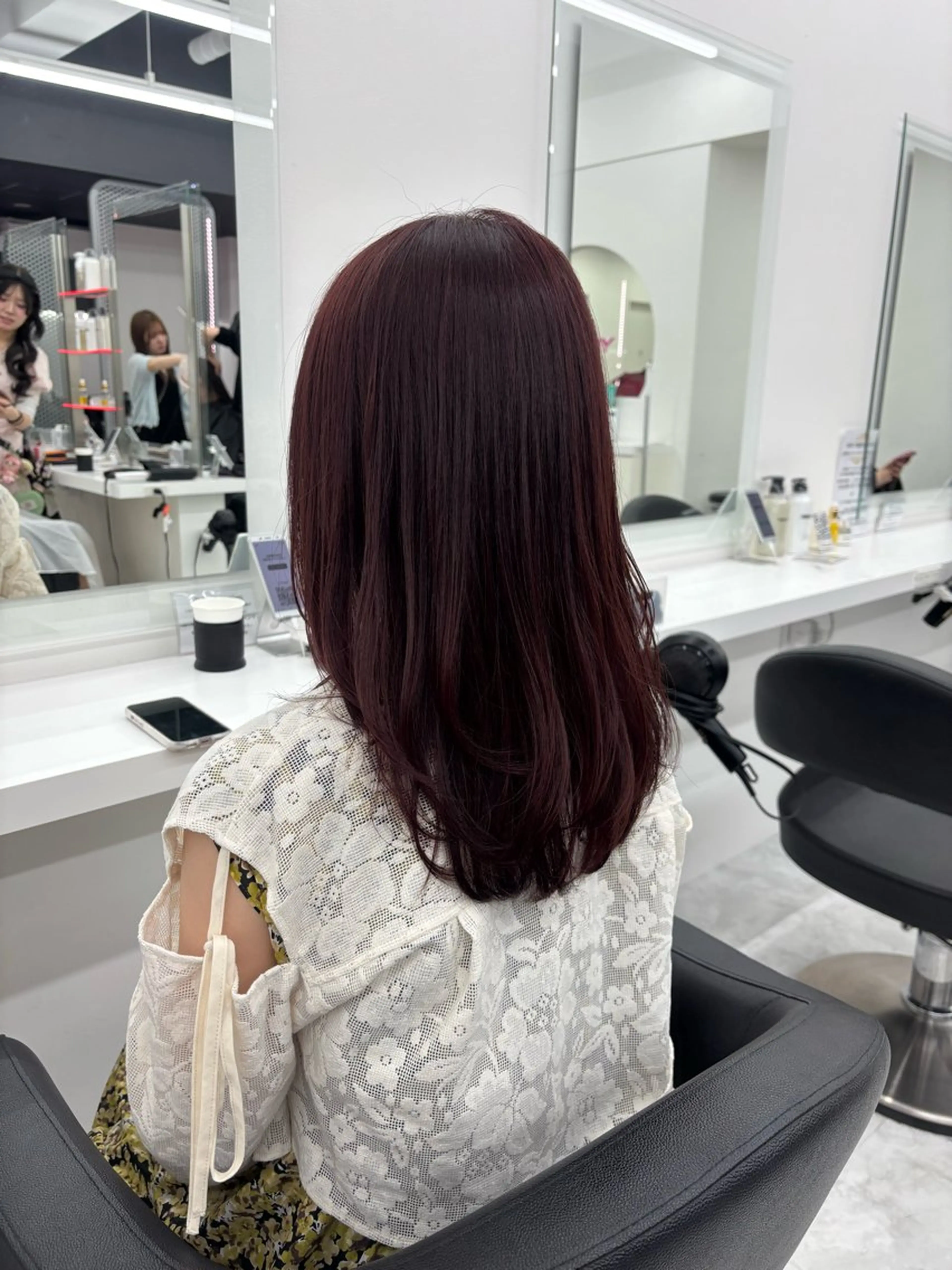 カラー カット ヘアカラー かわいい艶髪🤍 れいな🤍のヘアスタイル