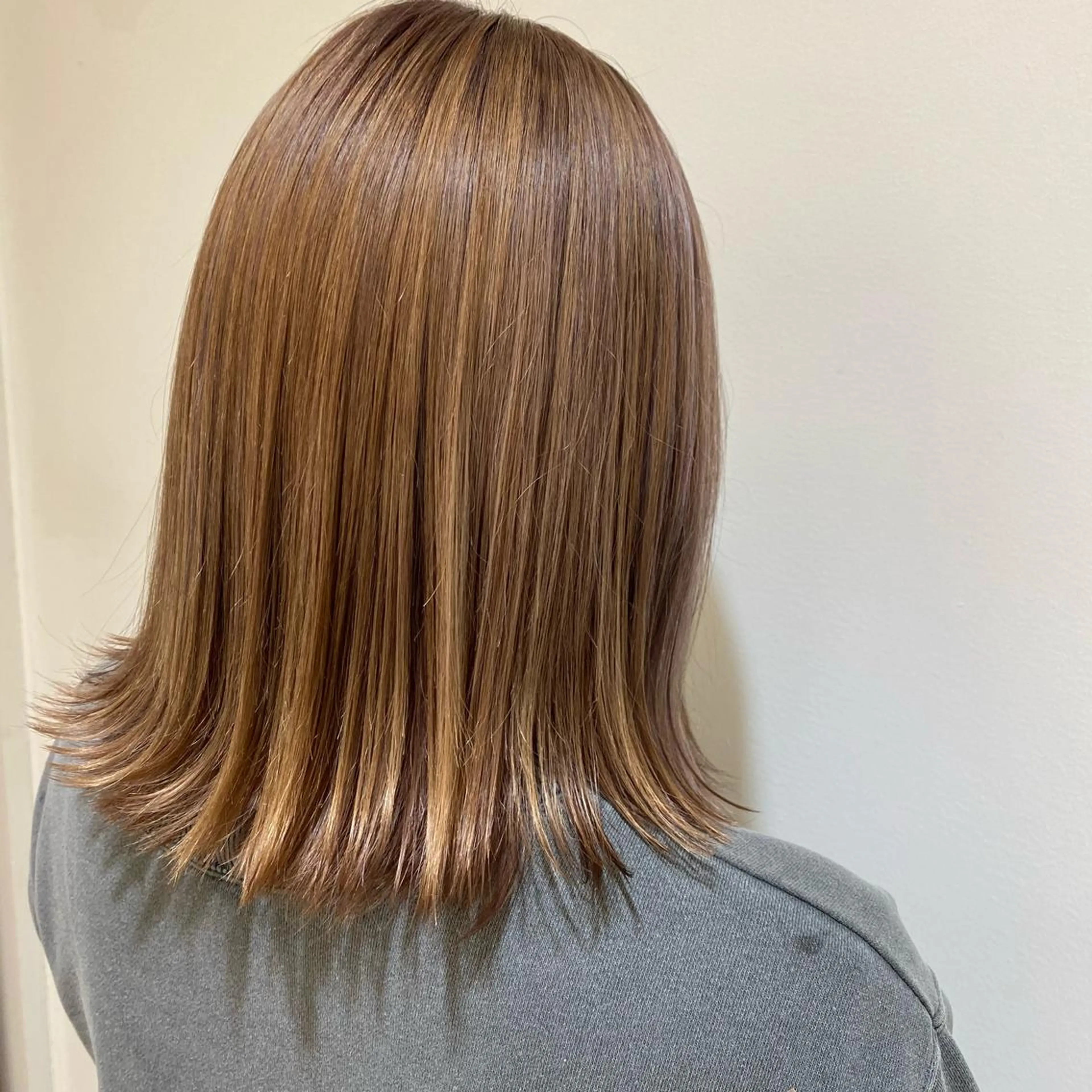 ショート カラー ブリーチ 縮毛矯正職人/艶髪 ✨️村上 渉のヘアスタイル