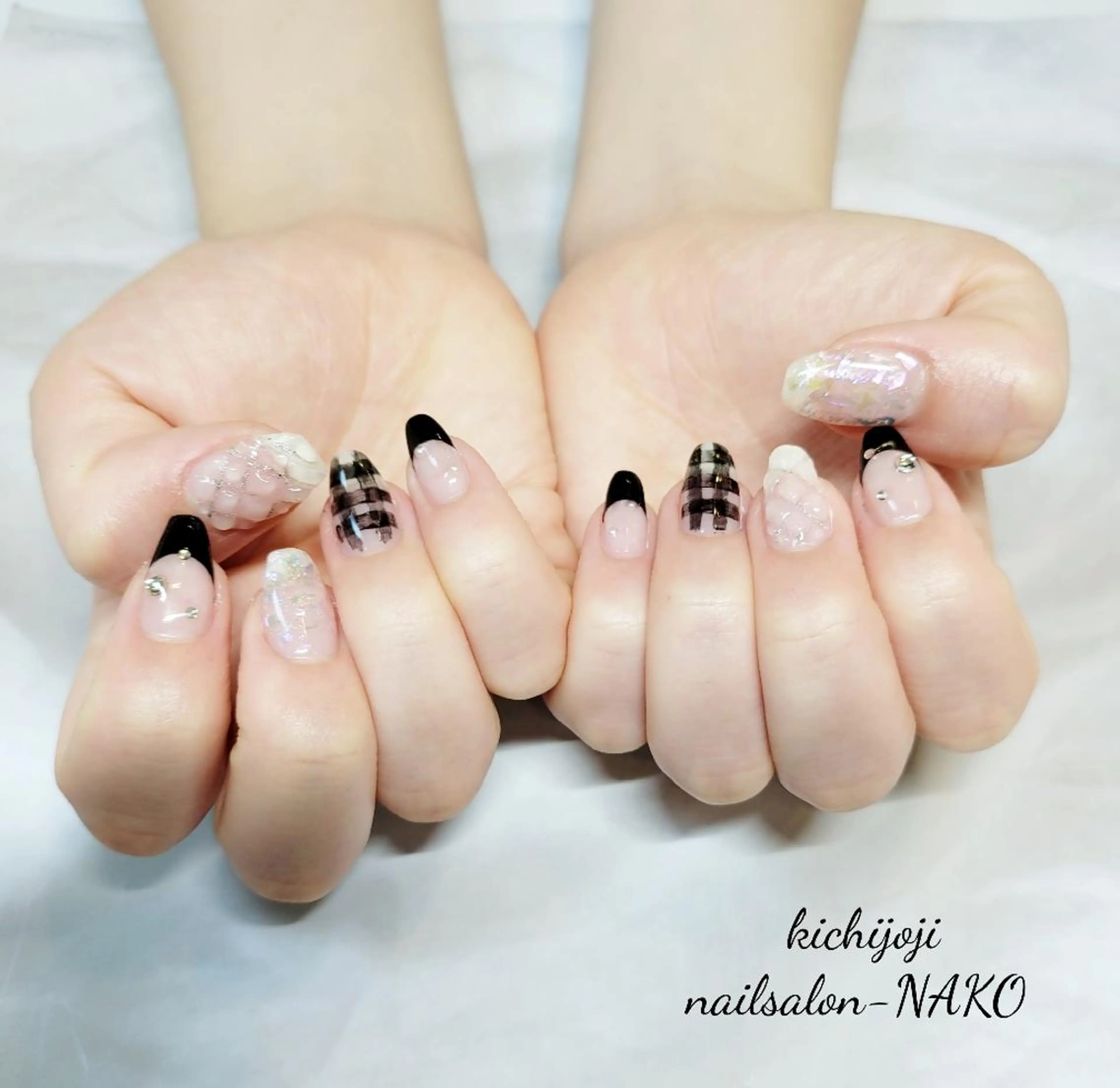 ネイル Salon-NAKO 🐷shirai🐷のネイルデザイン