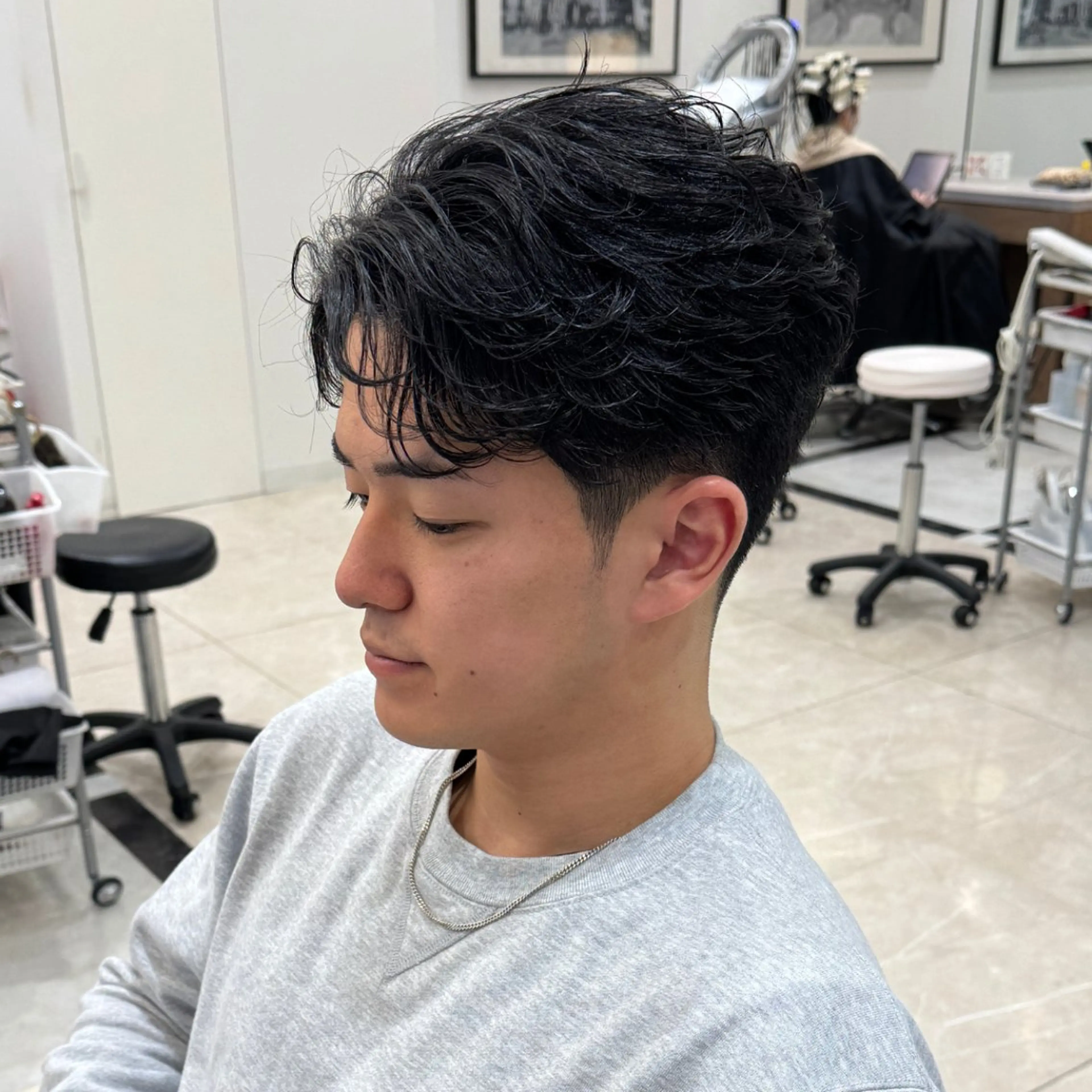 ショート パーマ メンズ SALOWIN名古屋Suite店所属・名古屋のメンズ特化 美容師/わたるのヘアスタイル