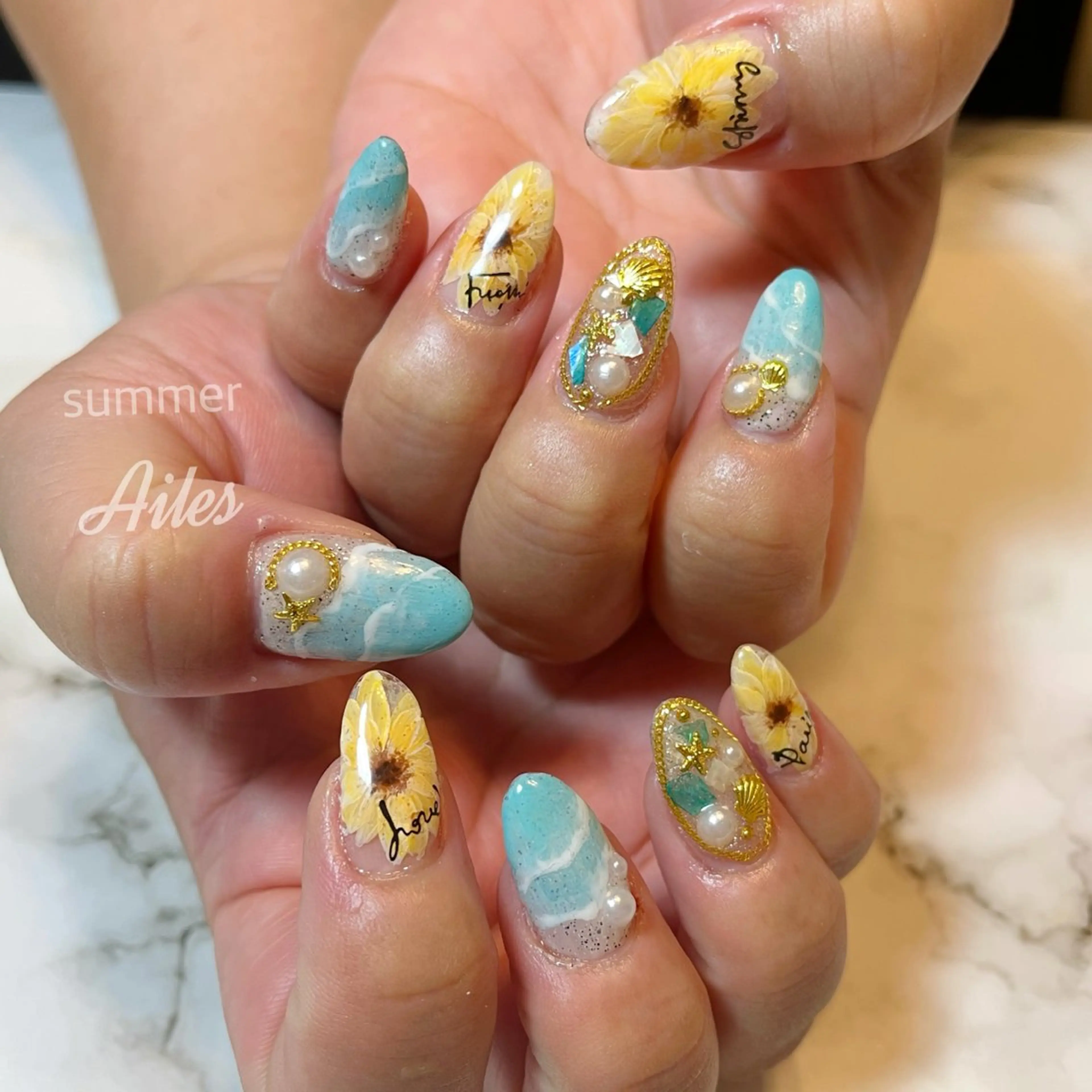 ネイル ハンドネイル Ailes mayumiのネイルデザイン