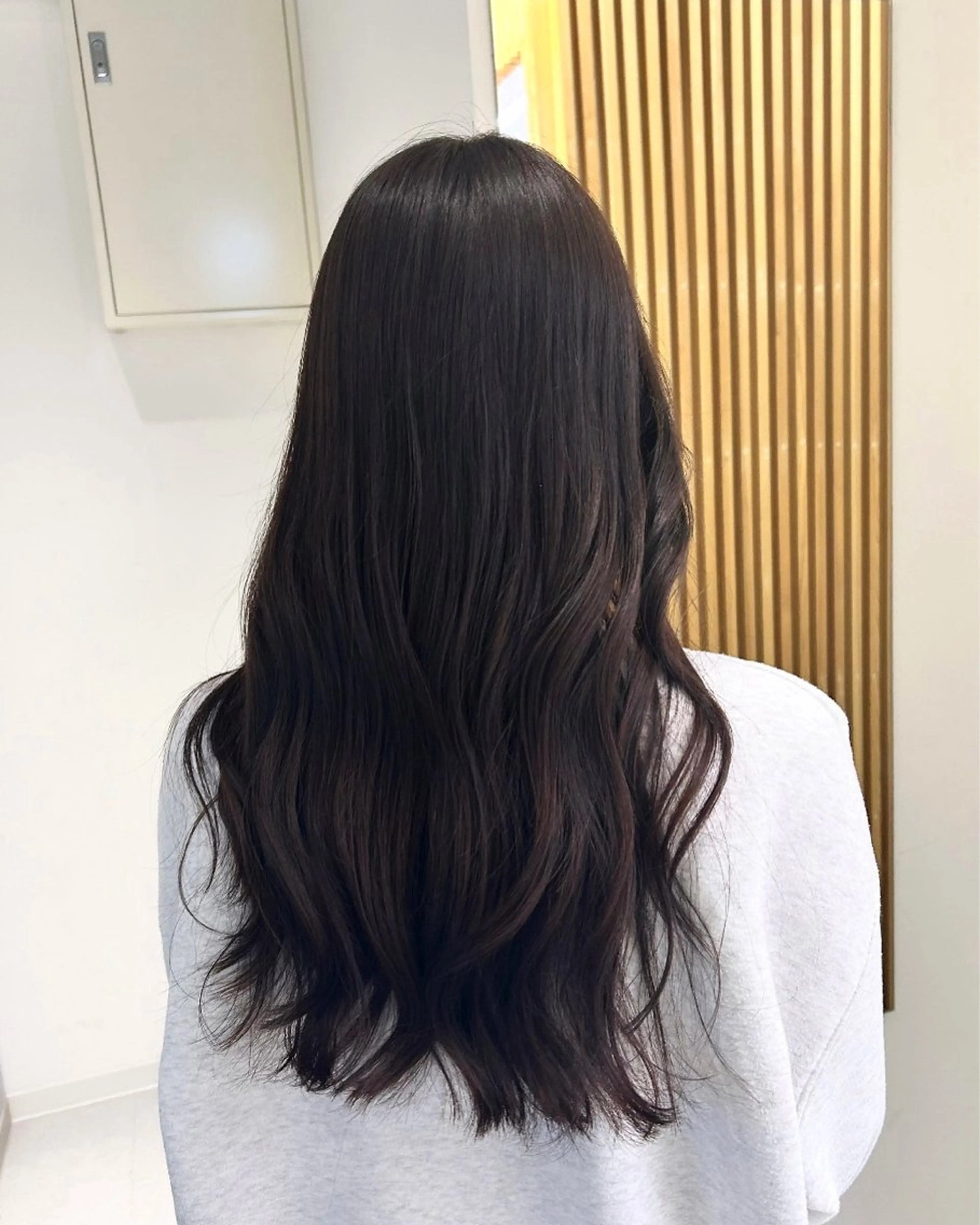 ロング カラー Nana/透けカラー ×似合わせカットのヘアスタイル