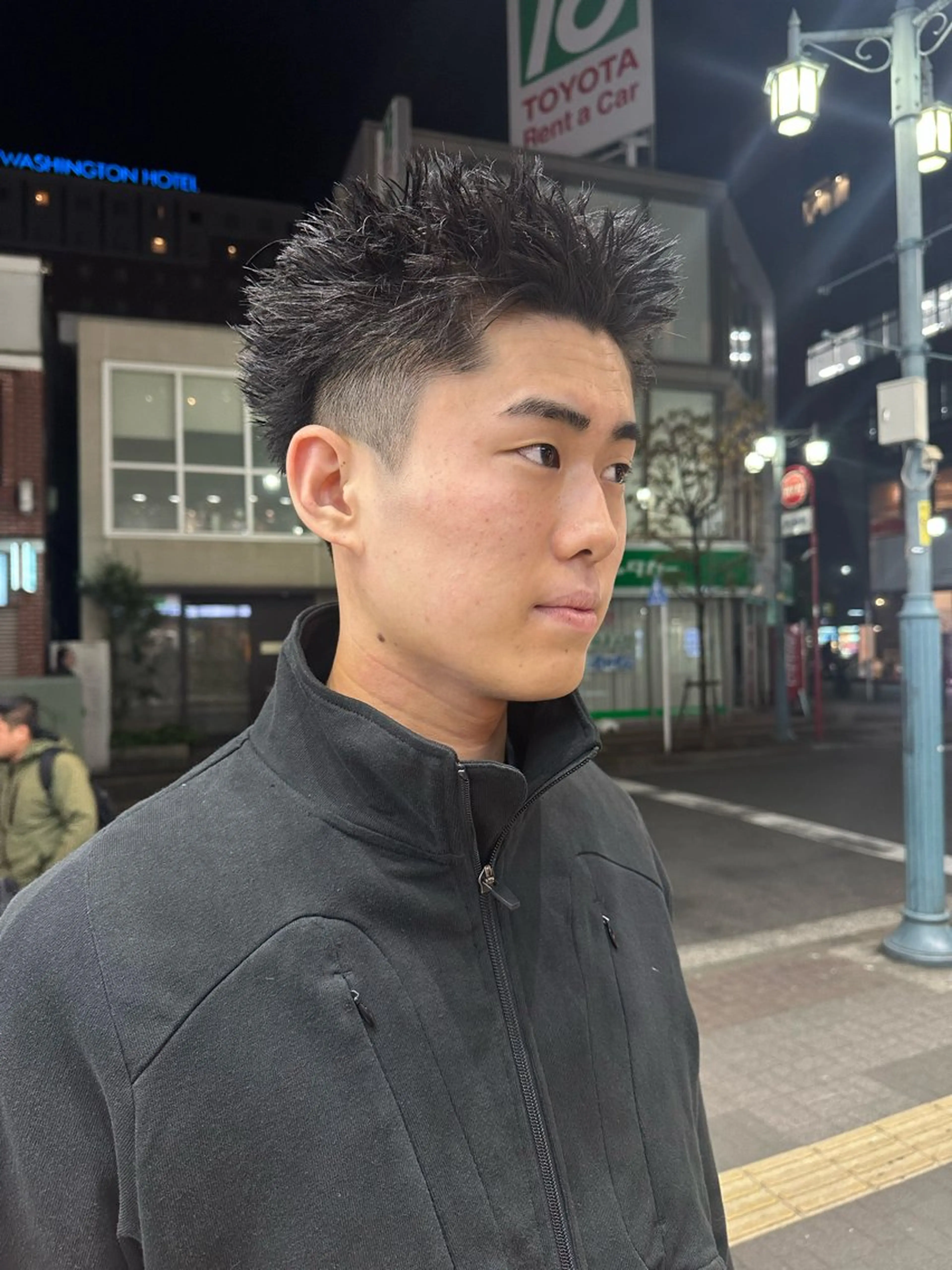 ショート メンズ メンズブリーチ メンズハイトーン メンズインナーカラー 髪質改善 ショートヘア Rei/ 縮毛矯正/ ハイライトカラー募集のヘアスタイル