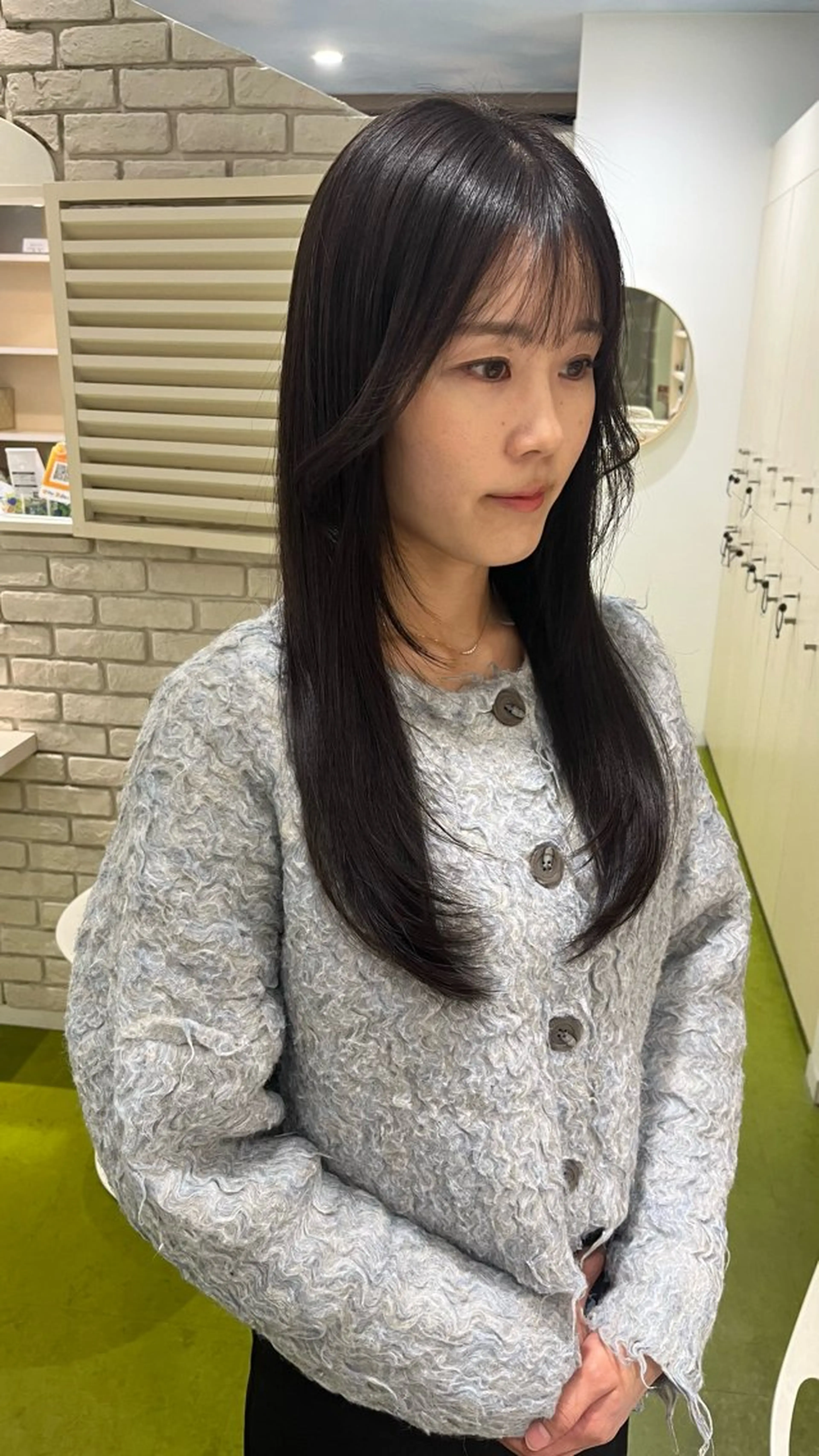 ロング レイヤーカット/ 艶カラー/YUKAのヘアスタイル