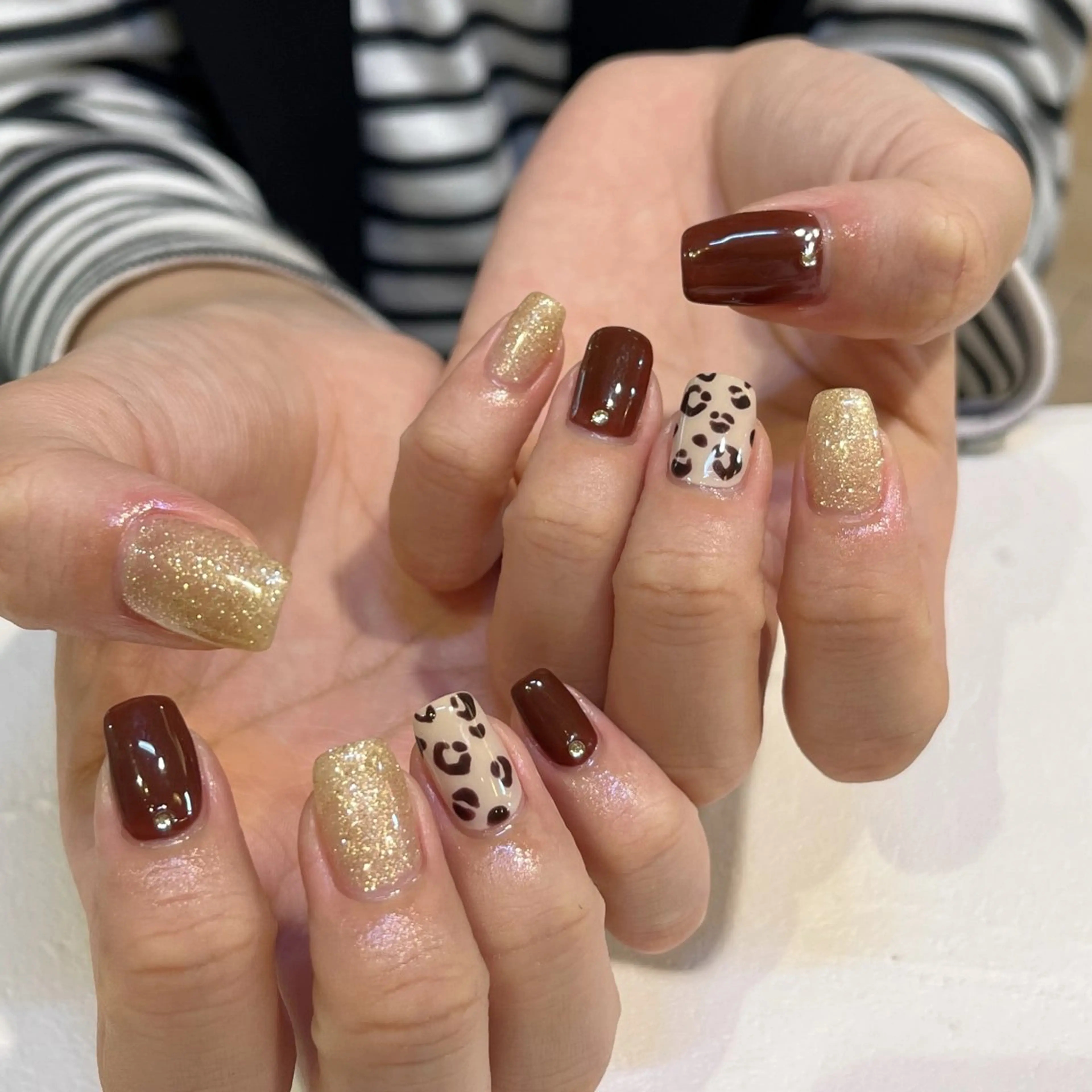 ネイル ハンドネイル 鈴木 里奈のネイルデザイン