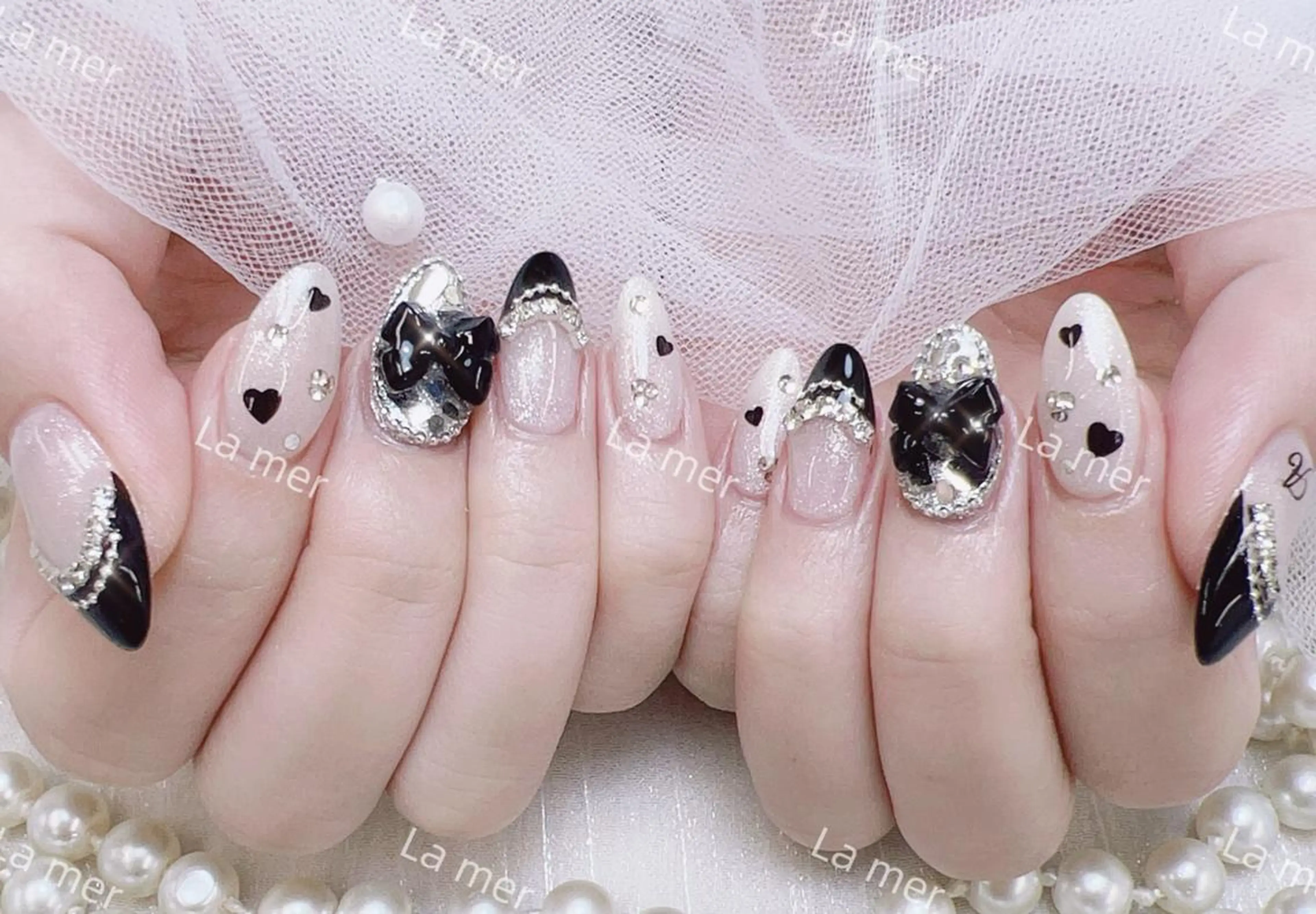 ネイル ハンドネイル ハンドケア ✨荒木 🌙のネイルデザイン